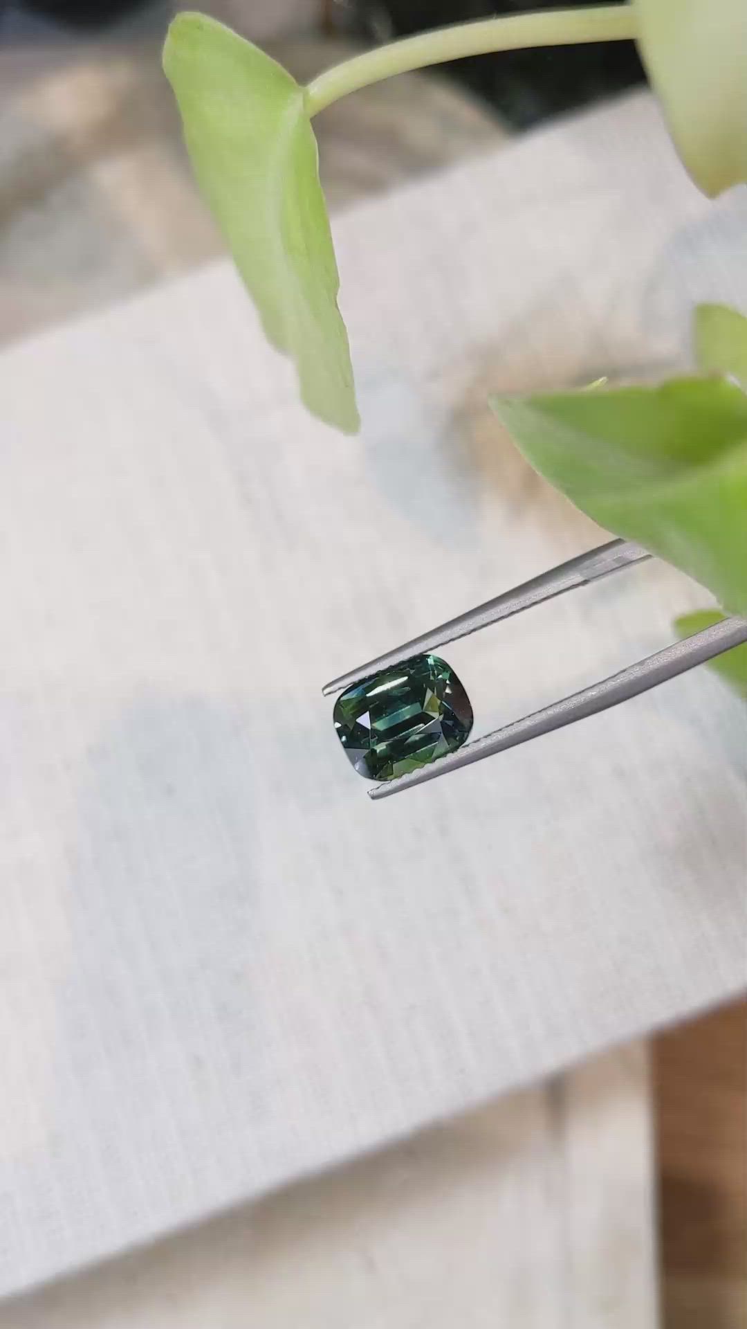 4.04 Ct. Bluish Green Sapphire from Ceylon (Sri Lanka) Size Video