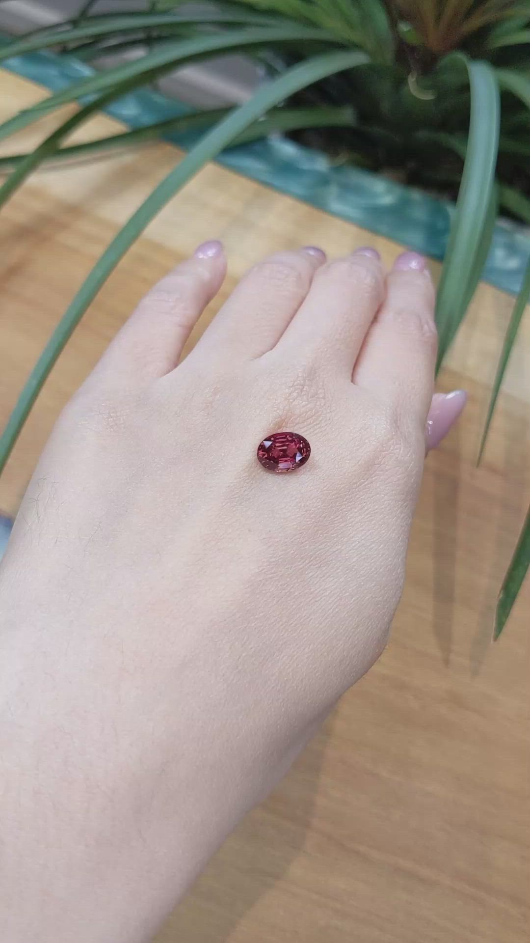 3.03 Ct. Reddish Orange Sapphire from Ceylon (Sri Lanka) Size Video