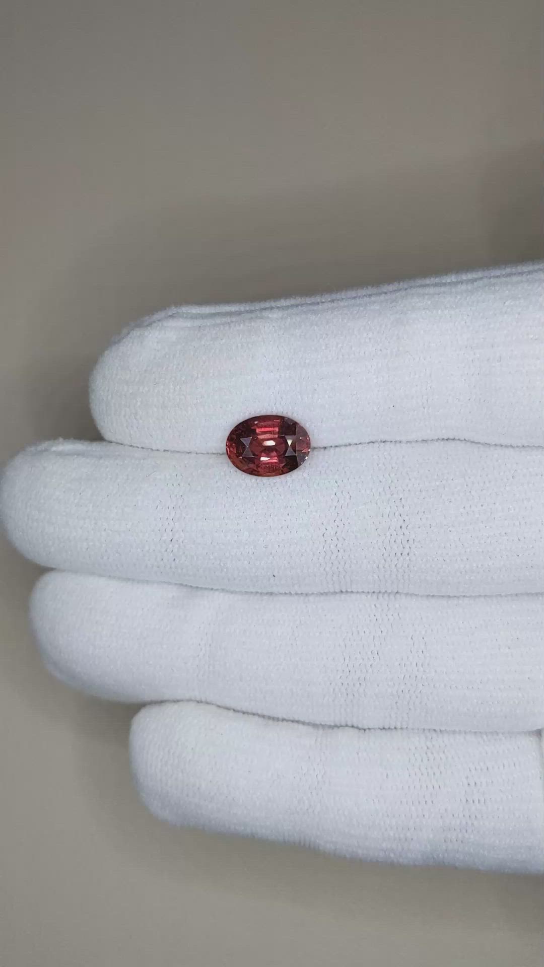 3.03 Ct. Reddish Orange Sapphire from Ceylon (Sri Lanka) Size Video