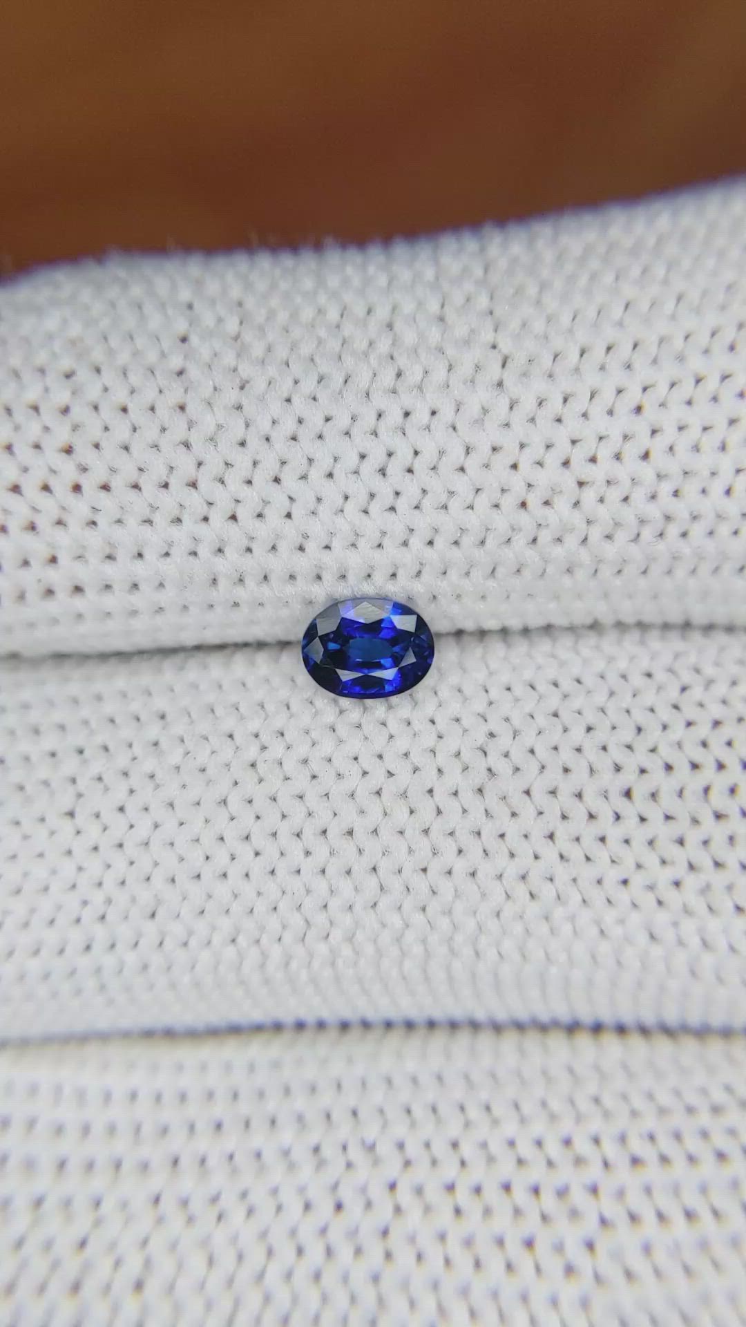 0.47 Ct. Blue Sapphire from Ceylon (Sri Lanka) Size Video