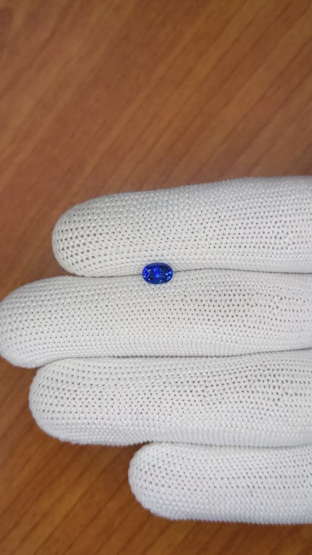 0.67 Ct. Blue Sapphire from Ceylon (Sri Lanka) Size Video