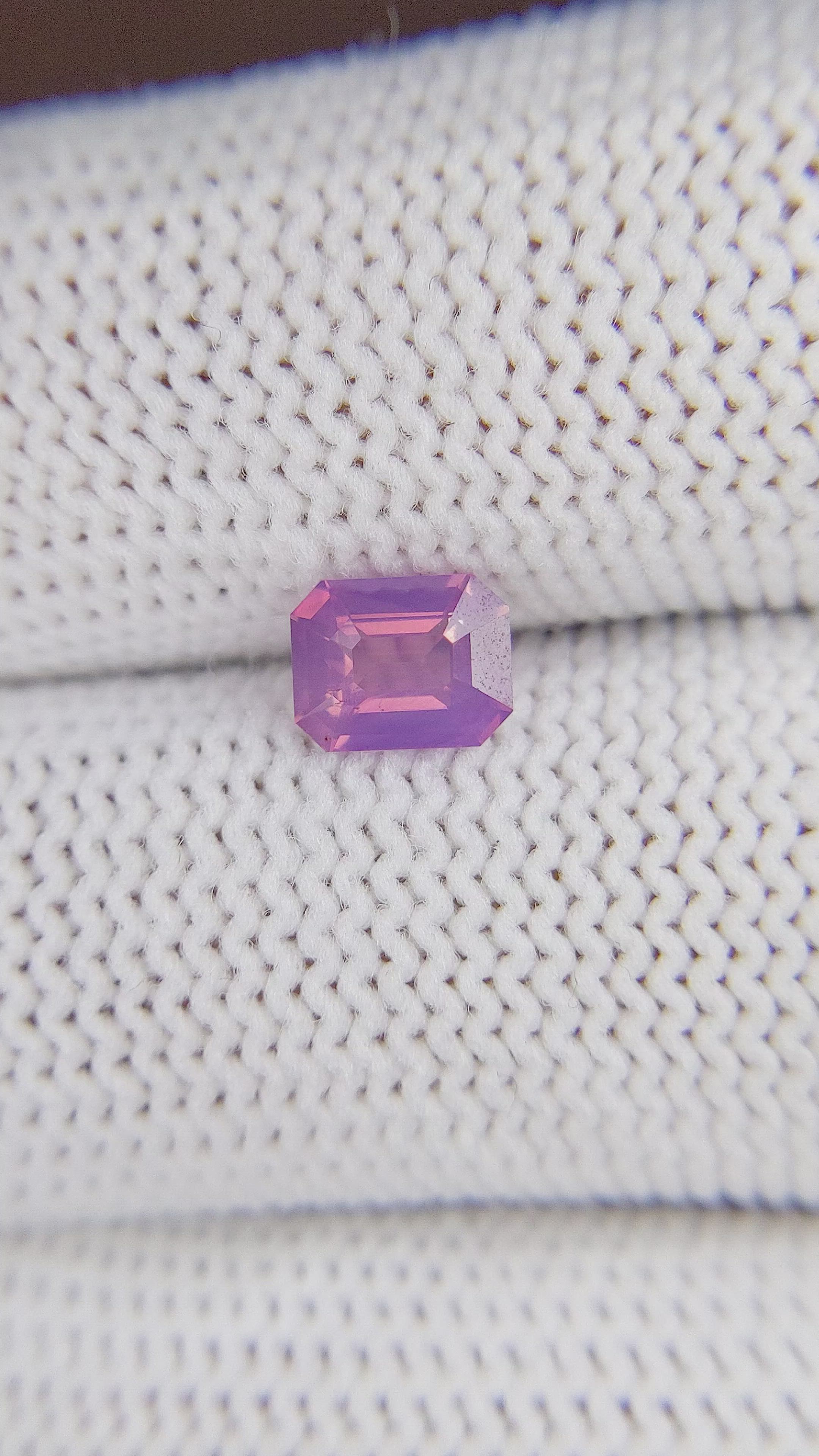 1.04 Ct. Purplish Pink Sapphire from Ceylon (Sri Lanka) Size Video