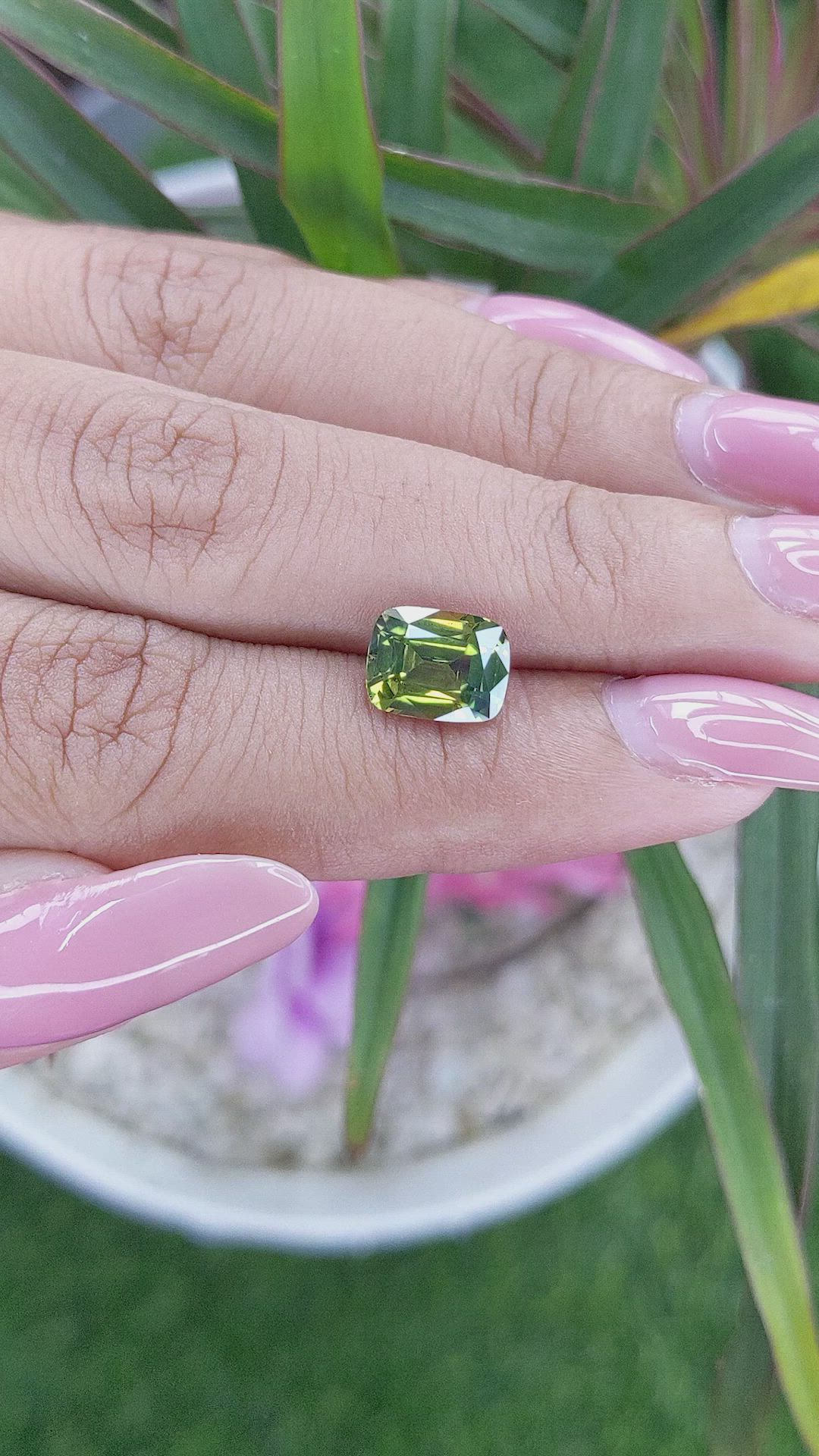 2.75 Ct. Yellowish Green Sapphire from Australia Size Video