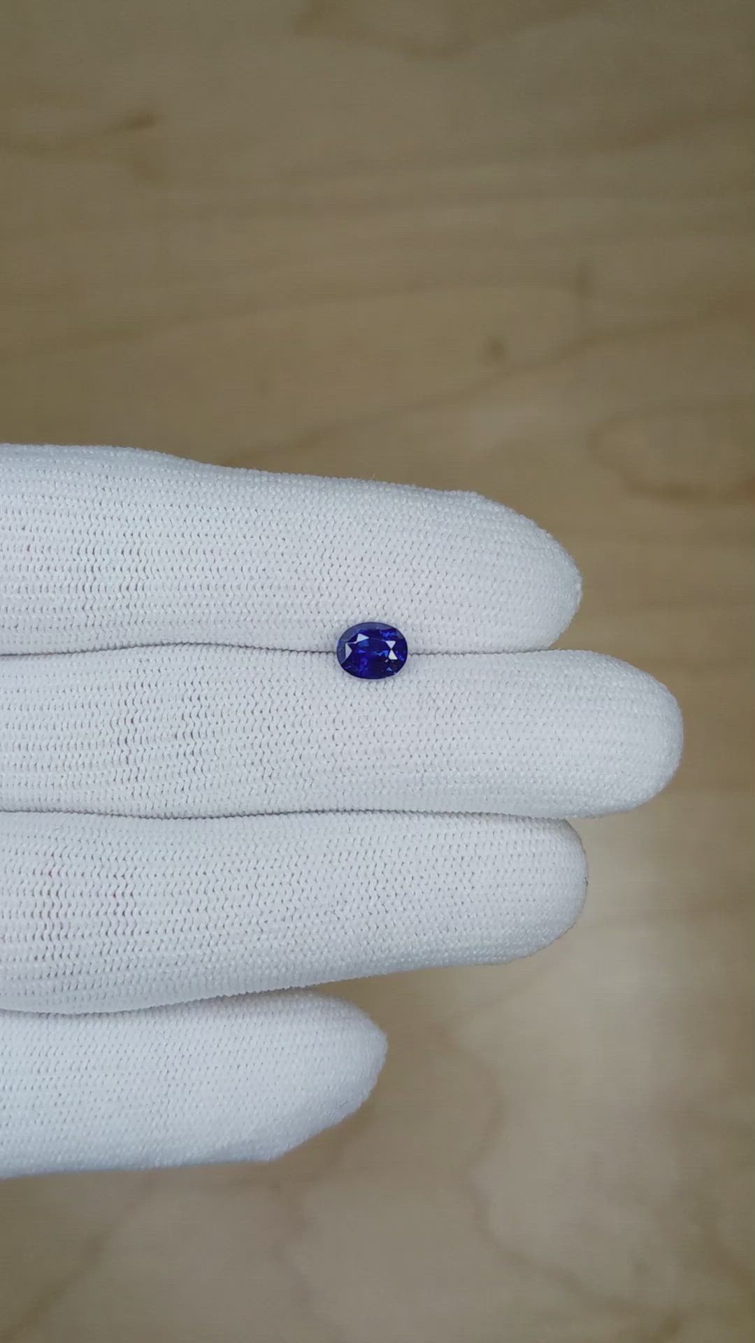 0.90 Ct. Blue Sapphire from Ceylon (Sri Lanka) Size Video