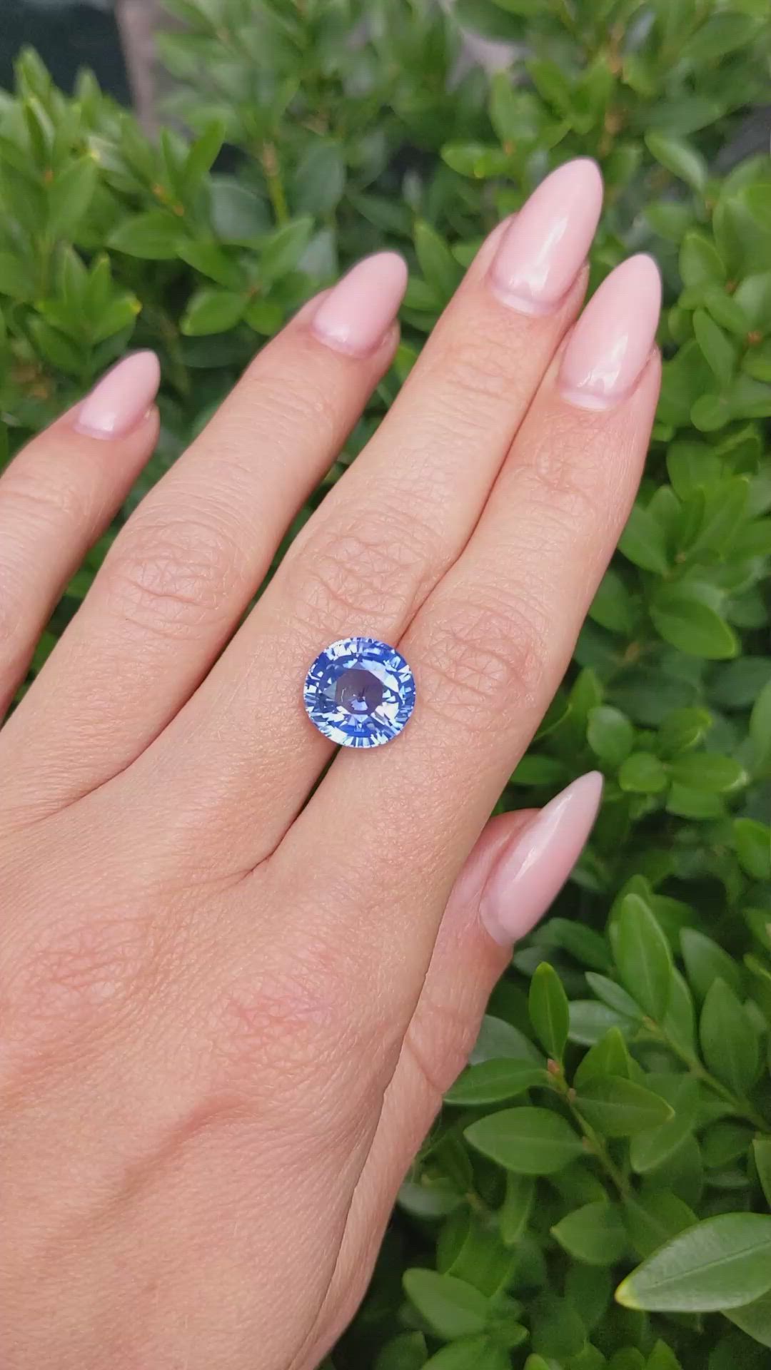 6.68 Ct. Blue Sapphire from Ceylon (Sri Lanka) Size Video