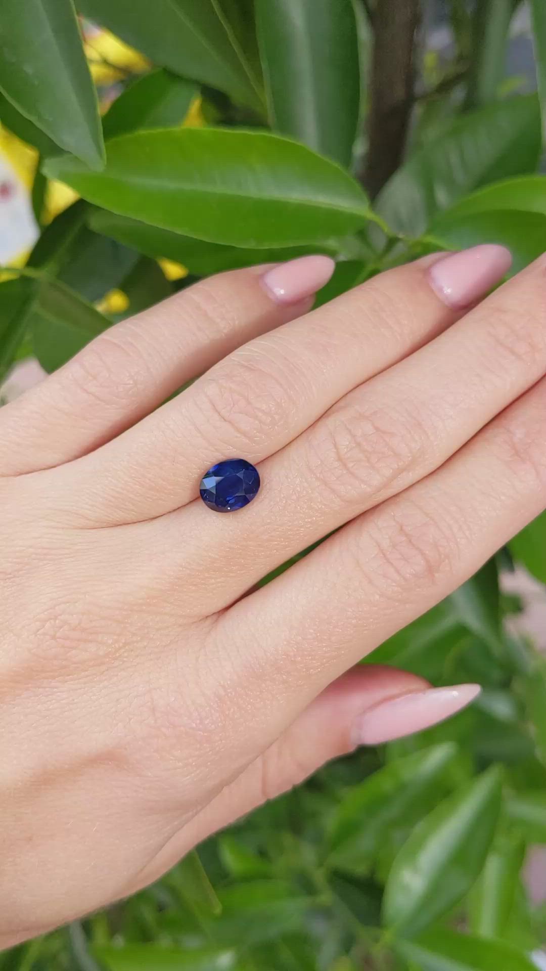 3.04 Ct. Blue Sapphire from Ceylon (Sri Lanka) Size Video