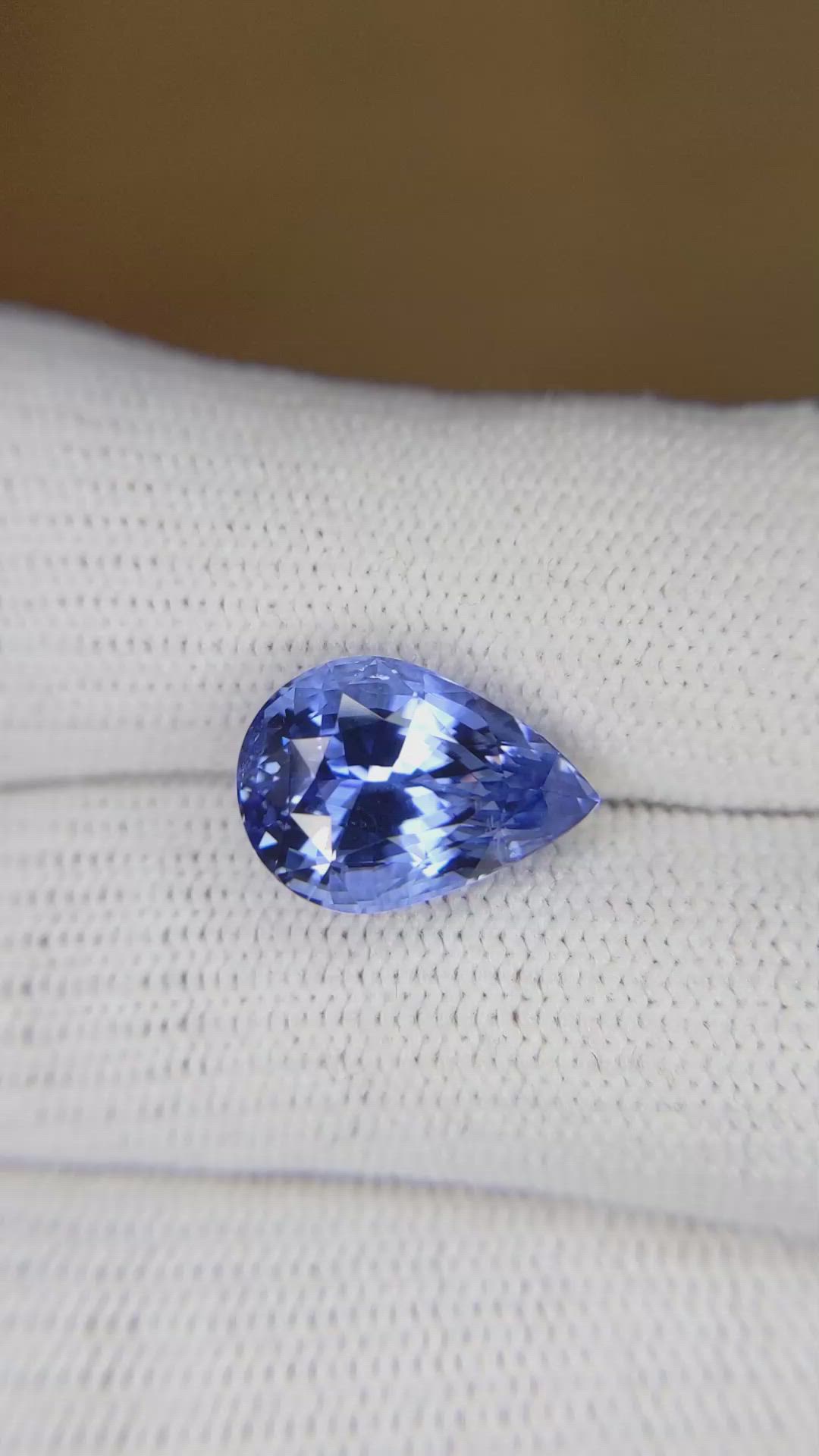 6.03 Ct. Blue Sapphire from Ceylon (Sri Lanka) Size Video