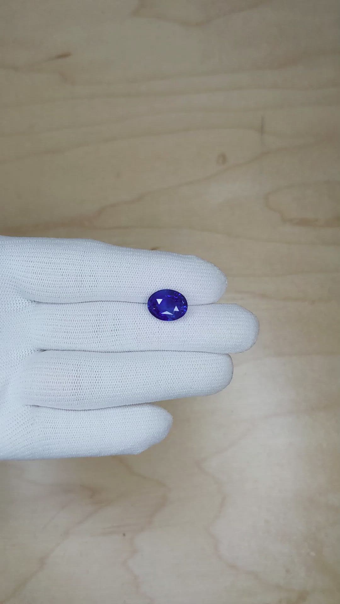 6.09 Ct. Blue Sapphire from Ceylon (Sri Lanka) Size Video
