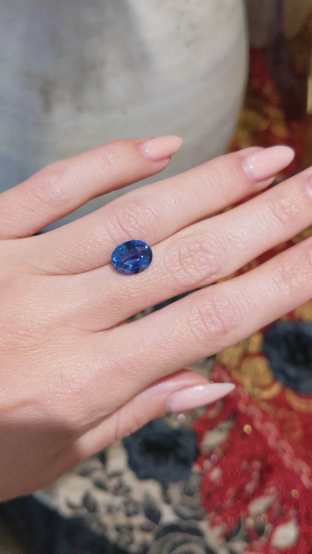 4.54 Ct. Blue Sapphire from Ceylon (Sri Lanka) Size Video