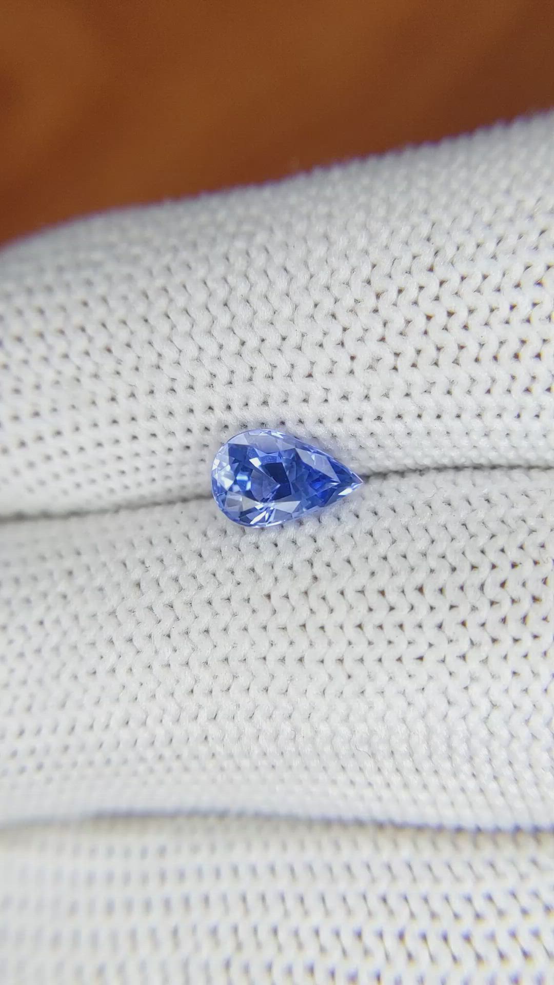 1.06 Ct. Blue Sapphire from Ceylon (Sri Lanka) Size Video