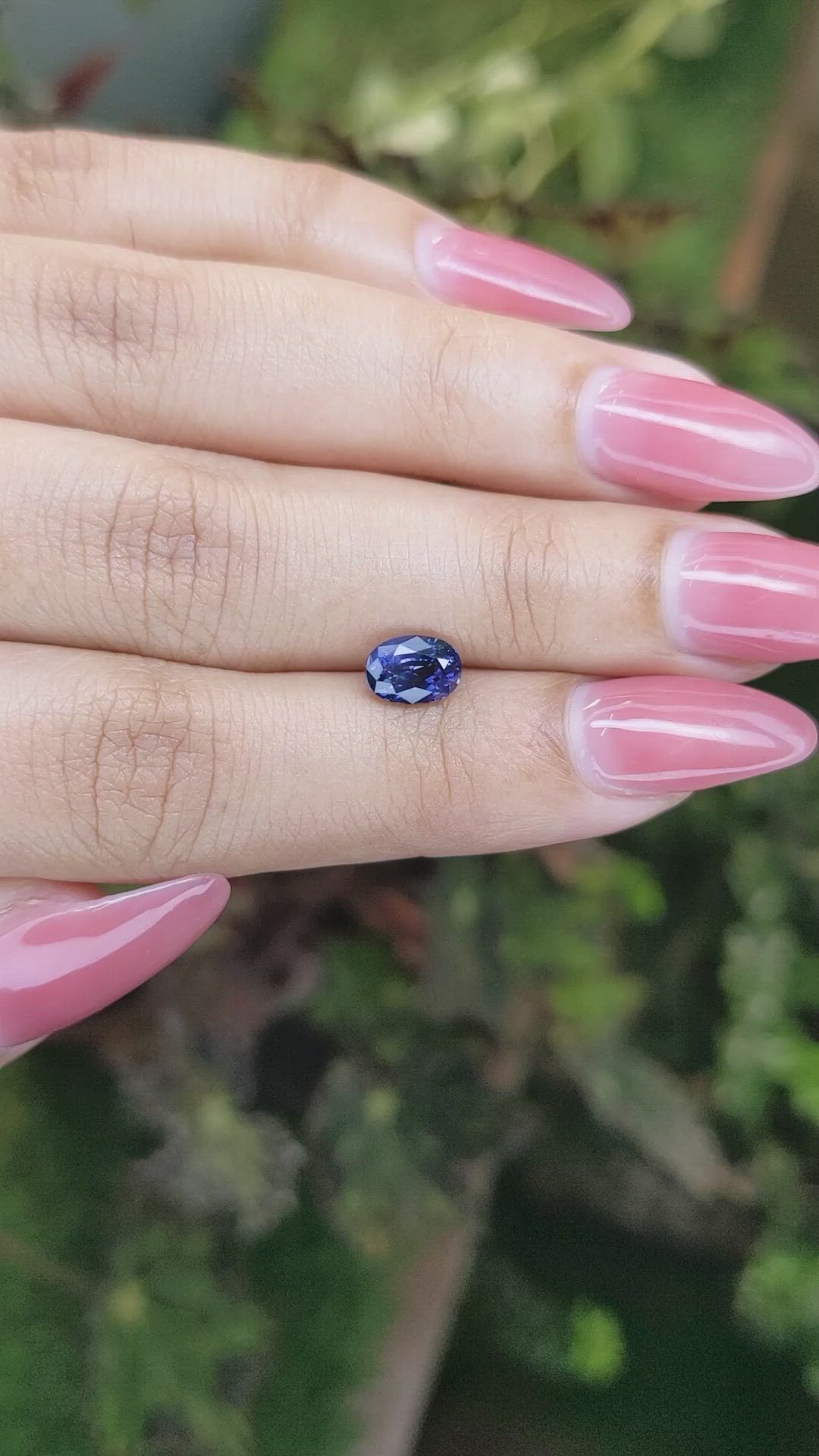 1.38 Ct. Blue Sapphire from Ceylon (Sri Lanka) Size Video