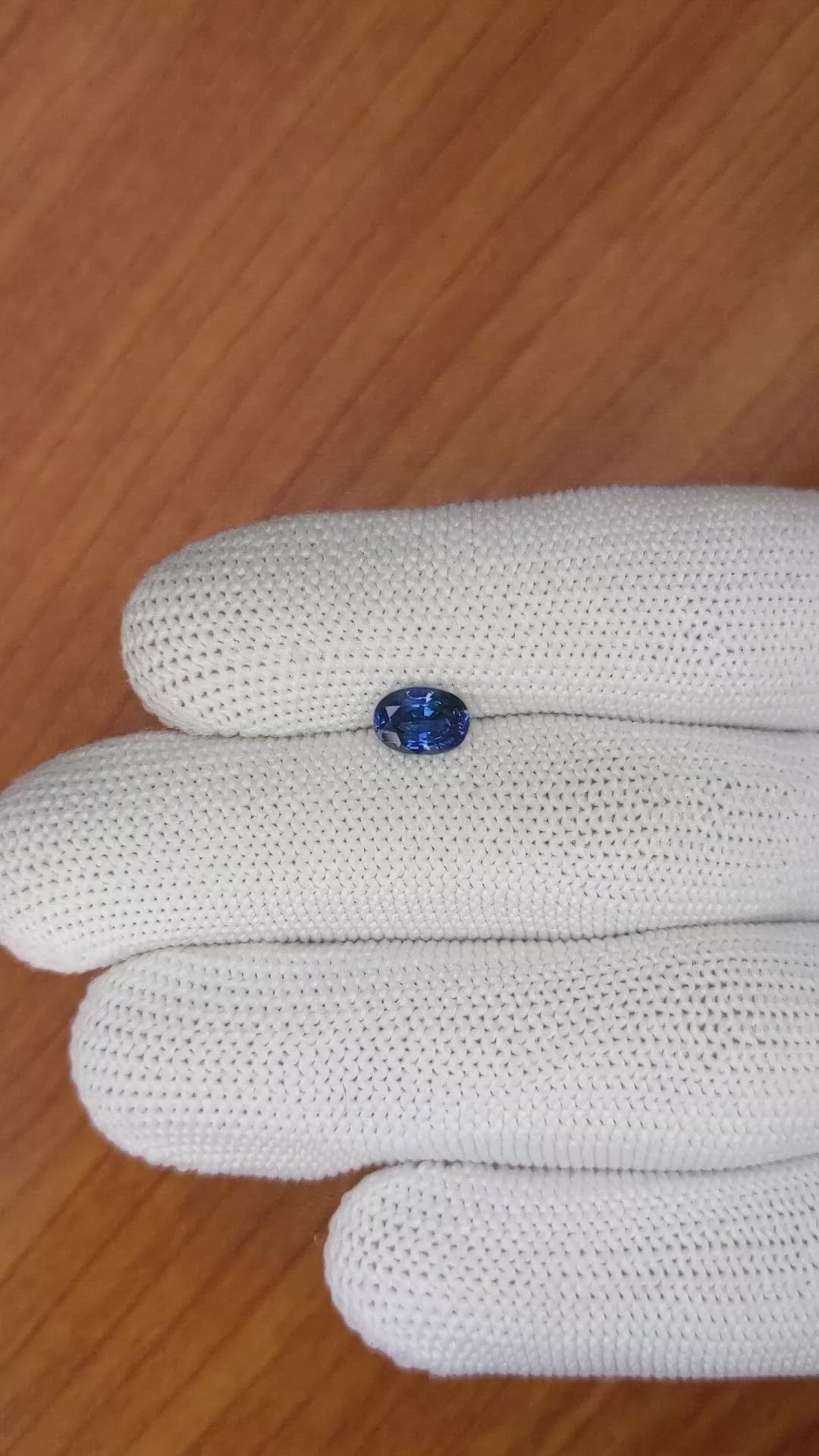 1.38 Ct. Blue Sapphire from Ceylon (Sri Lanka) Size Video