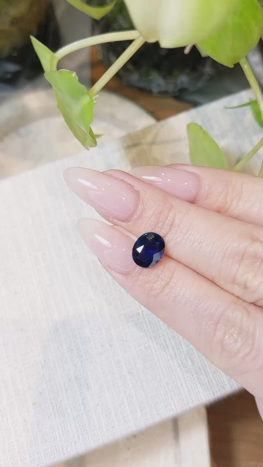 2.51 Ct. Blue Sapphire from Ceylon (Sri Lanka) Size Video