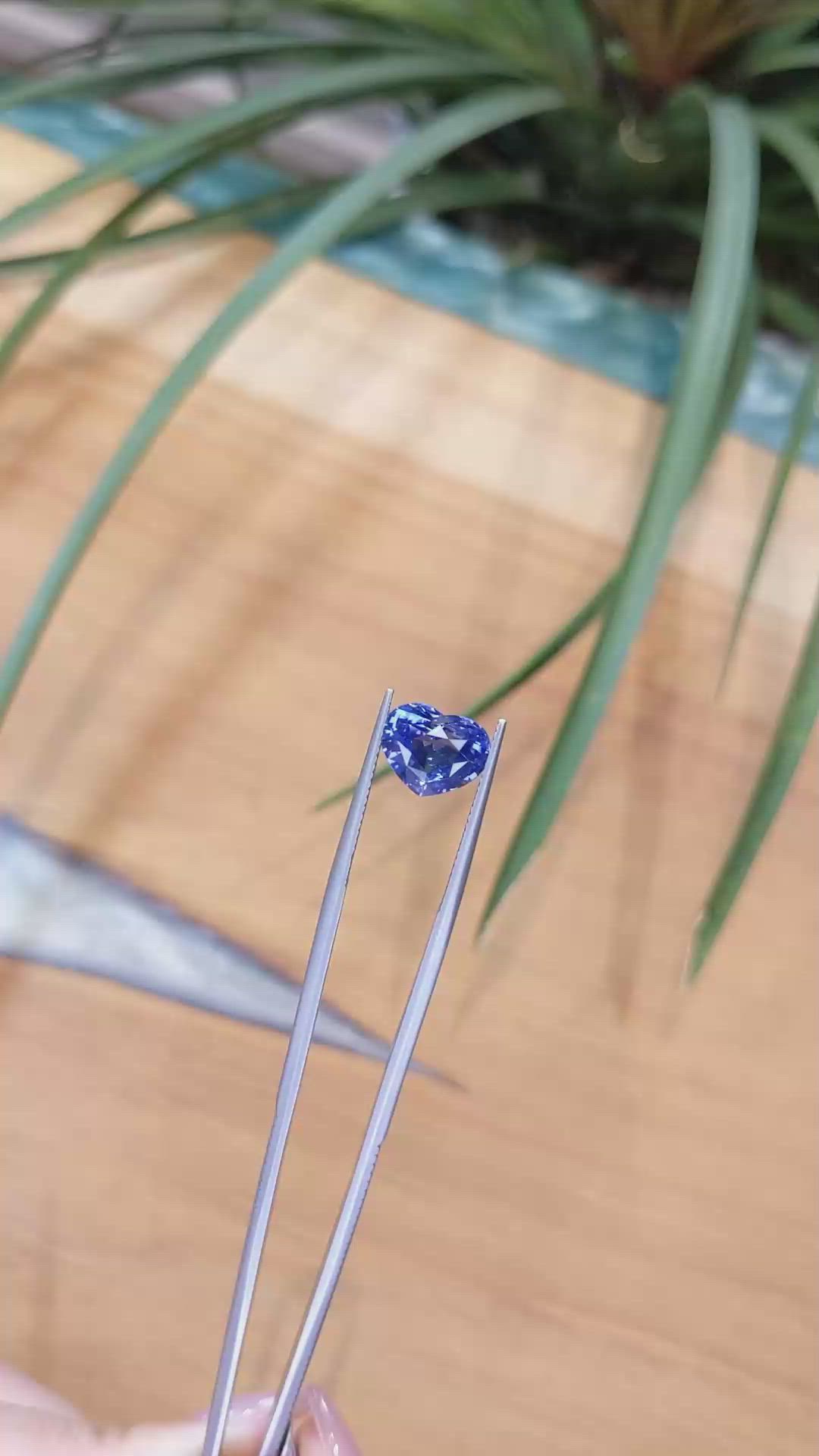 4.55 Ct. Blue Sapphire from Ceylon (Sri Lanka) Size Video