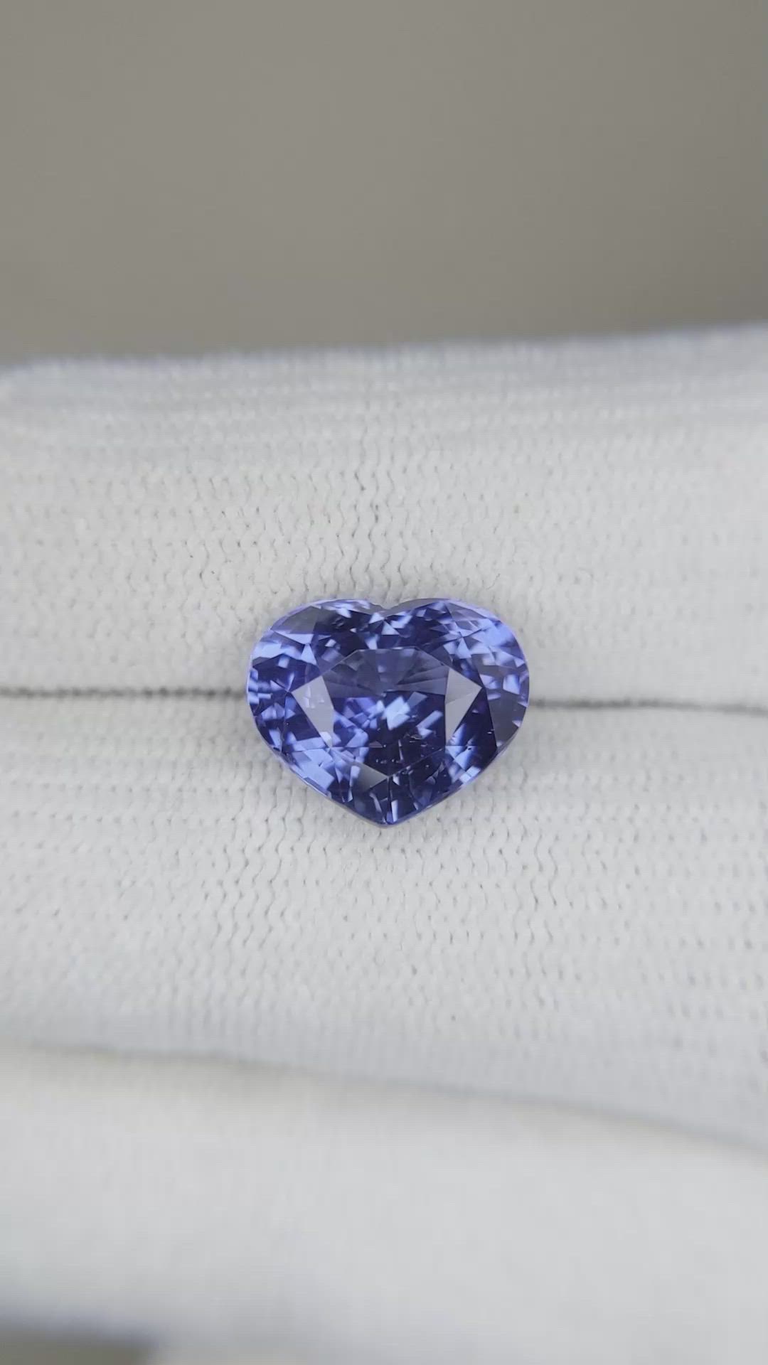 4.55 Ct. Blue Sapphire from Ceylon (Sri Lanka) Size Video