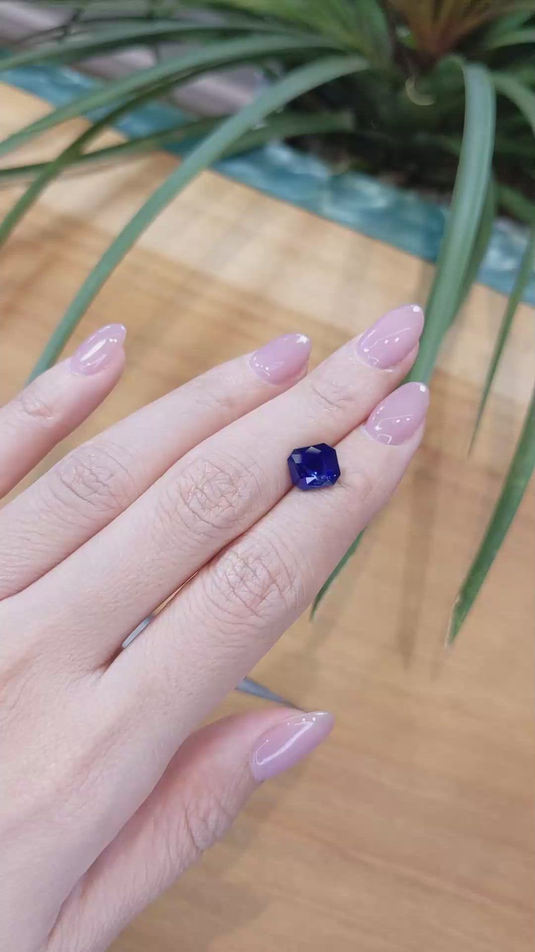 3.57 Ct. Blue Sapphire from Ceylon (Sri Lanka) Size Video