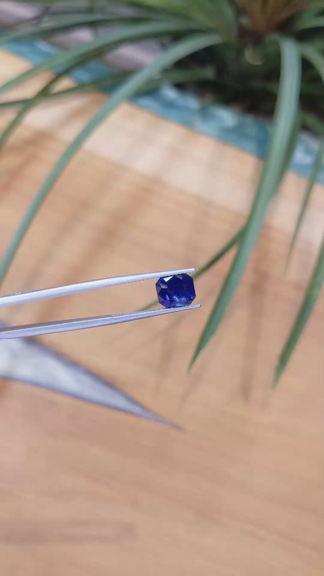 3.57 Ct. Blue Sapphire from Ceylon (Sri Lanka) Size Video