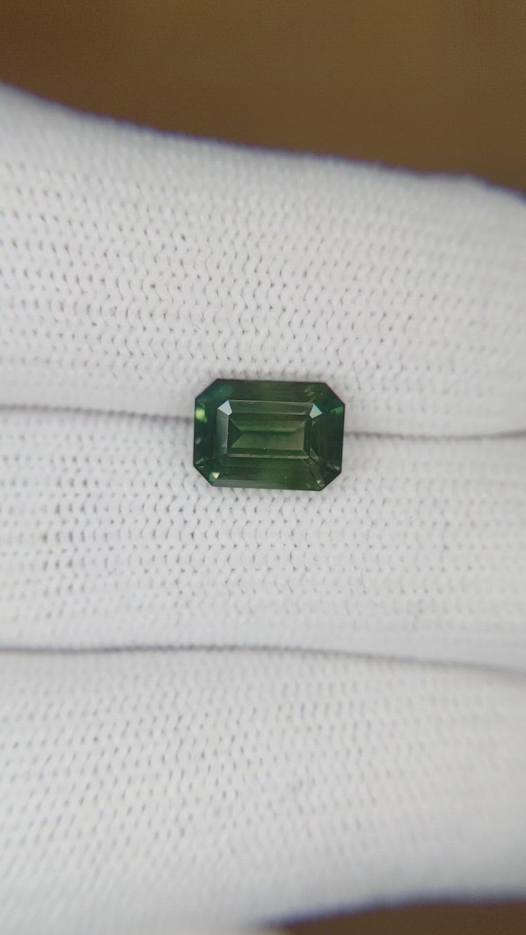 2.56 Ct. Bluish Green Sapphire from Ceylon (Sri Lanka) Size Video