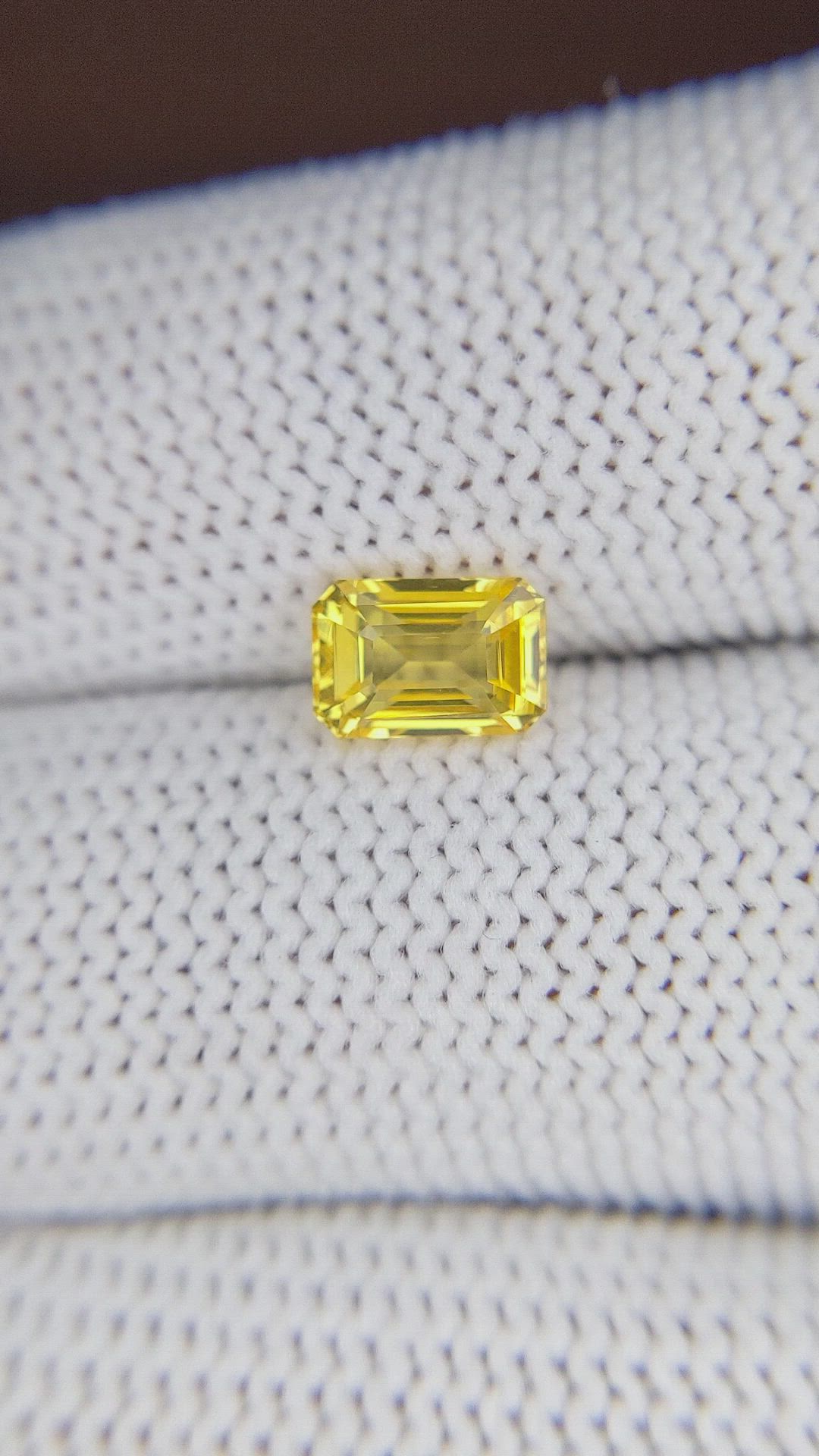 1.52 Ct. Yellow Sapphire from Ceylon (Sri Lanka) Size Video