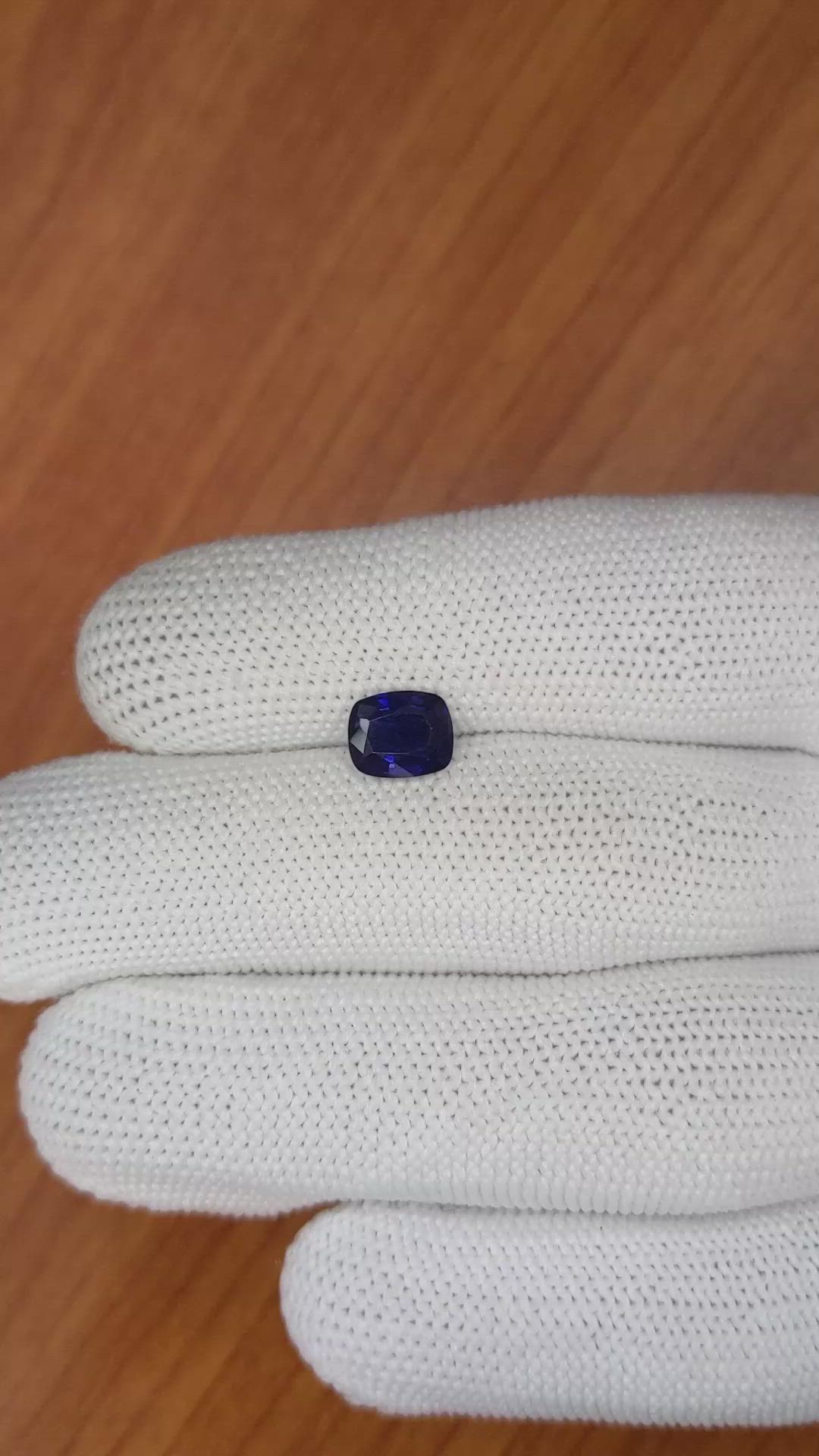 1.68 Ct. Blue Sapphire from Ceylon (Sri Lanka) Size Video