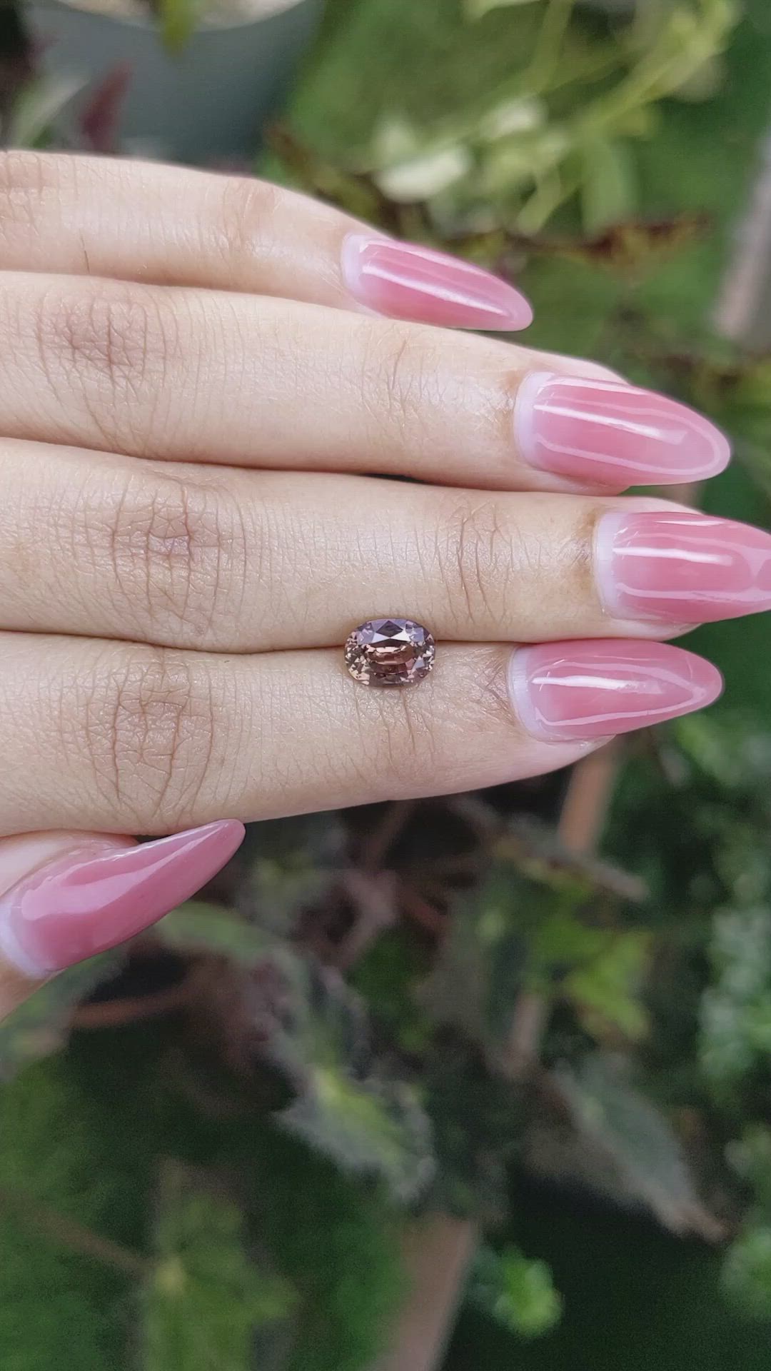 1.50 Ct. Pinkish Brown Sapphire from Ceylon (Sri Lanka) Size Video