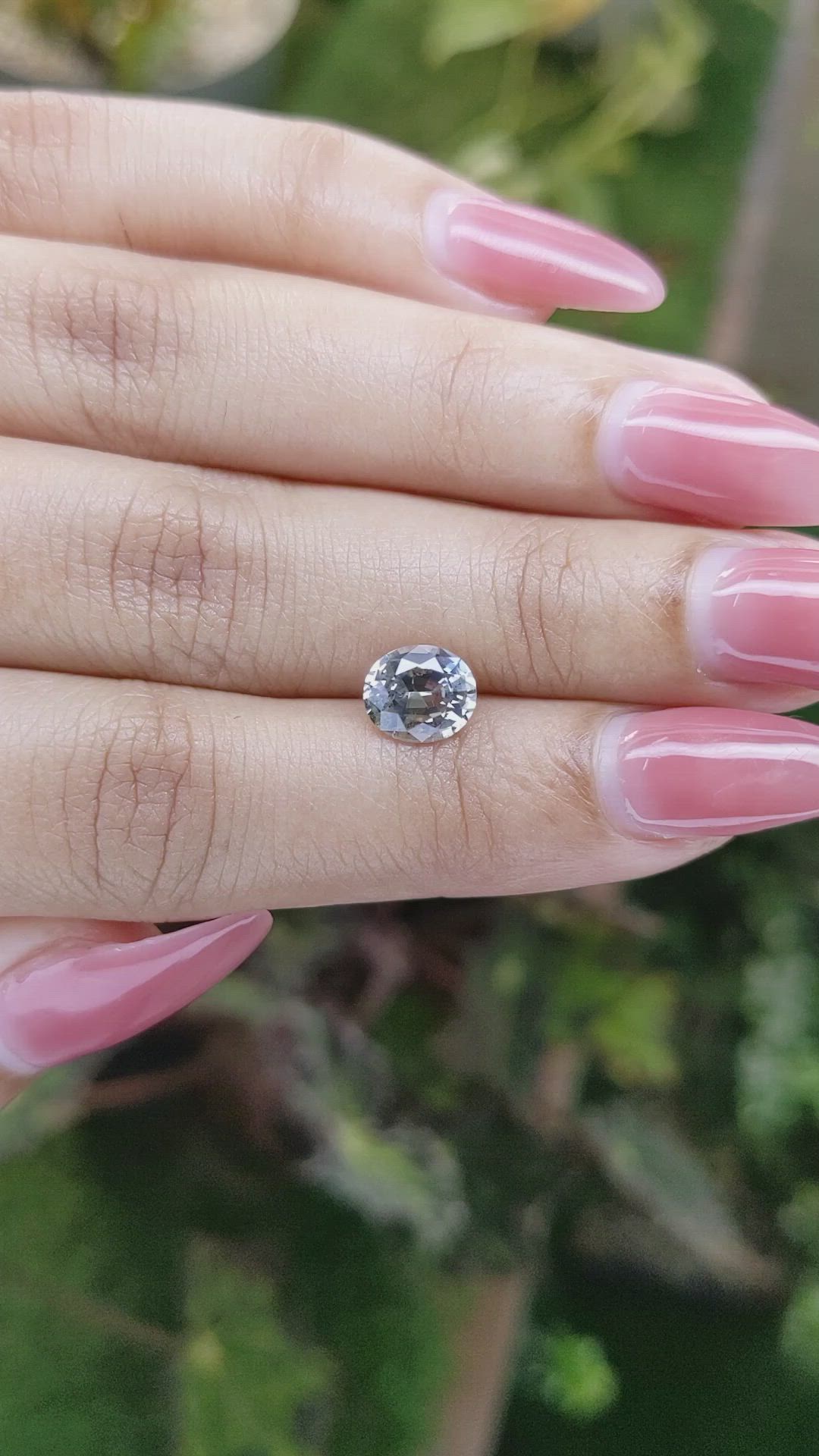 1.79 Ct. Bi Color Sapphire from Ceylon (Sri Lanka) Size Video