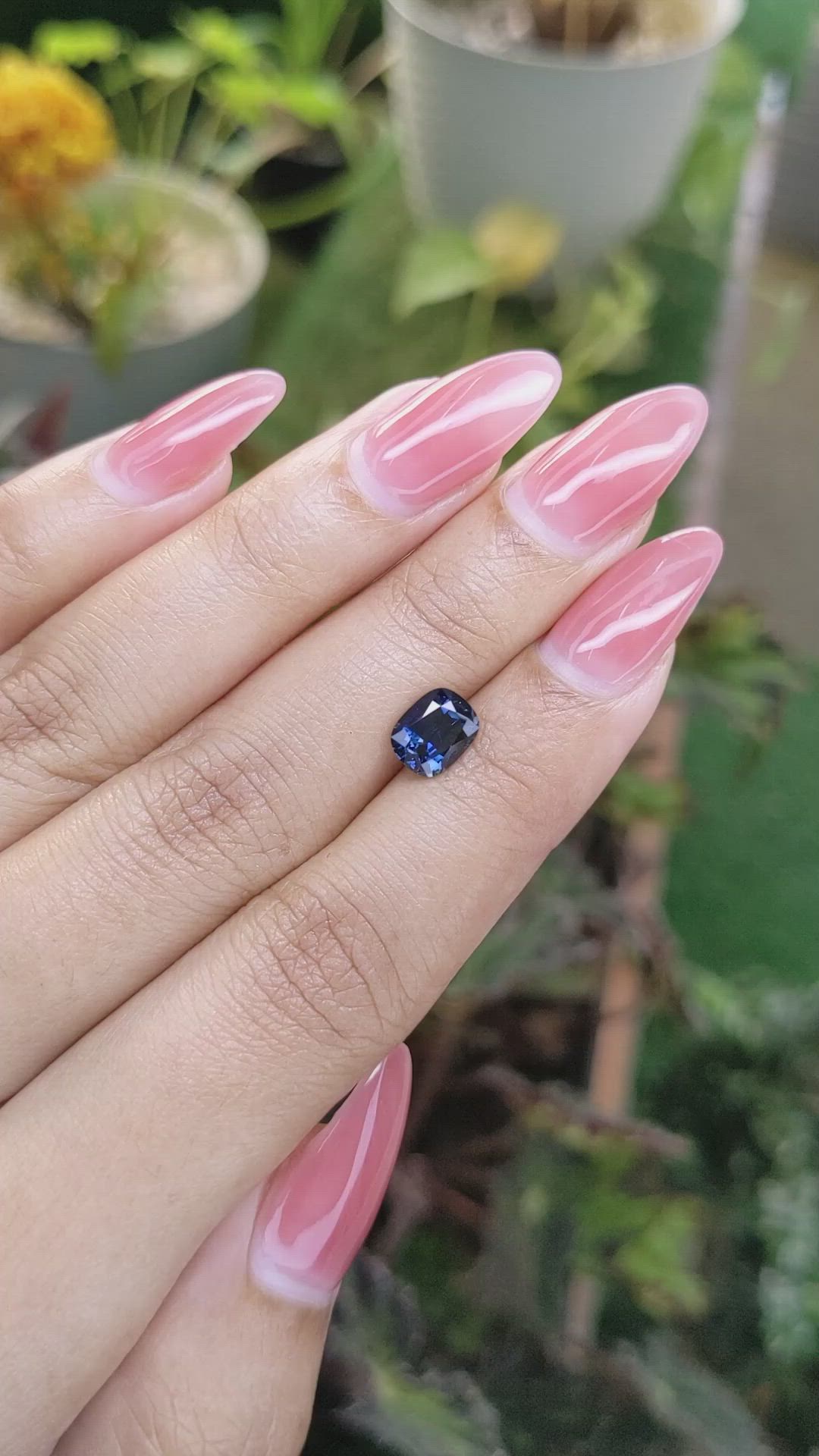 1.73 Ct. Blue Sapphire from Ceylon (Sri Lanka) Size Video