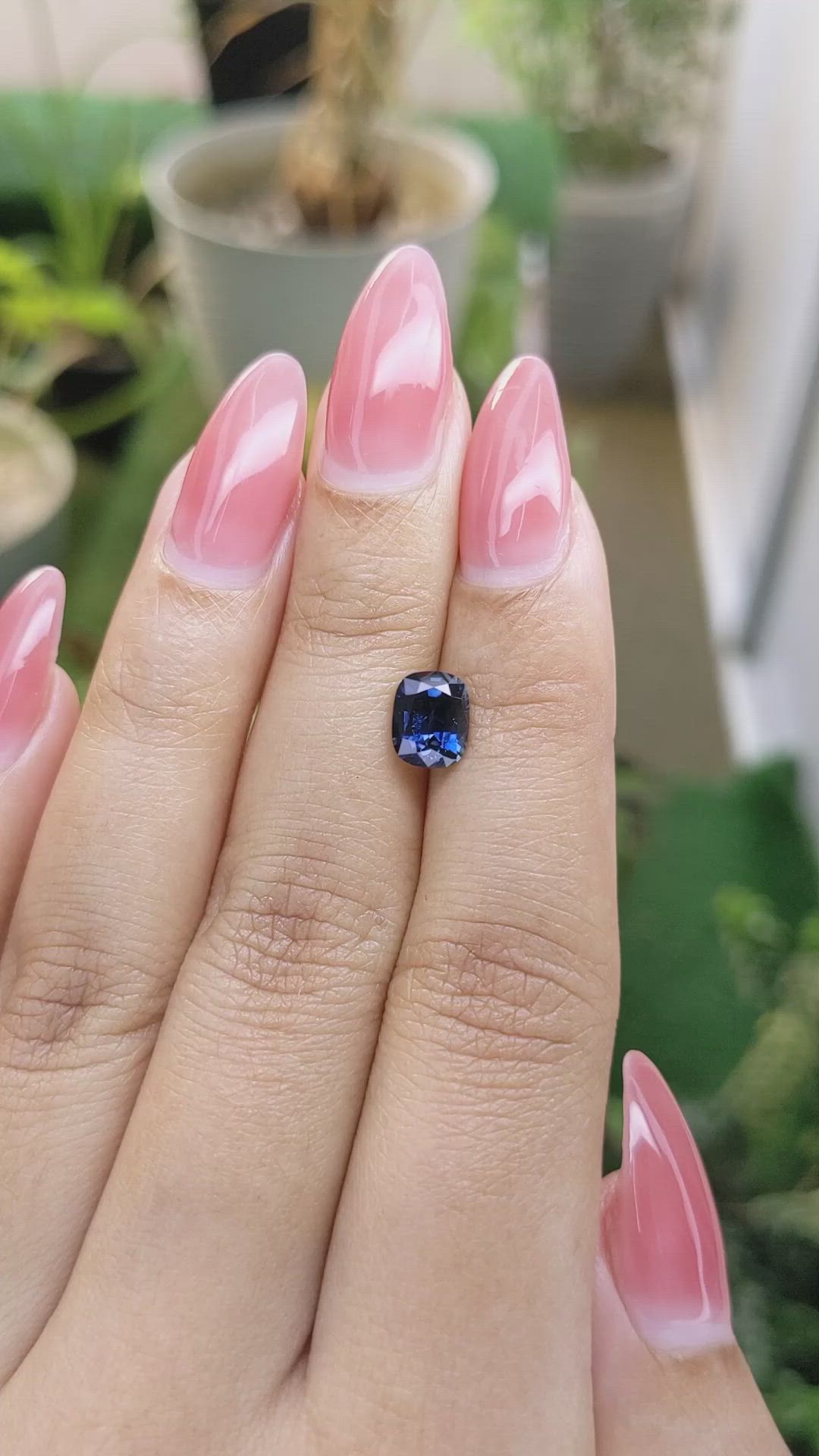 1.73 Ct. Blue Sapphire from Ceylon (Sri Lanka) Size Video