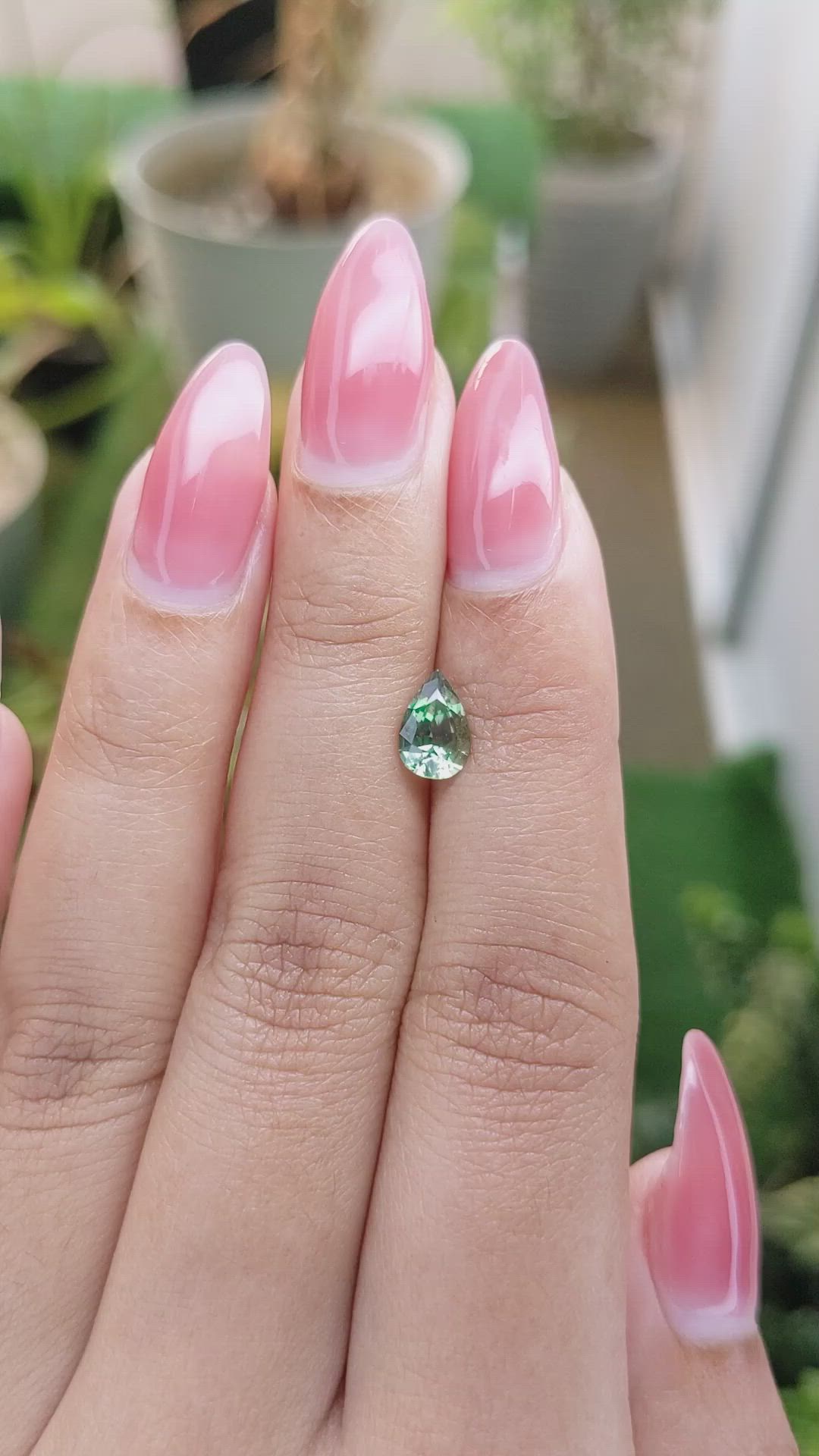 1.07 Ct. Green Sapphire from Ceylon (Sri Lanka) Size Video