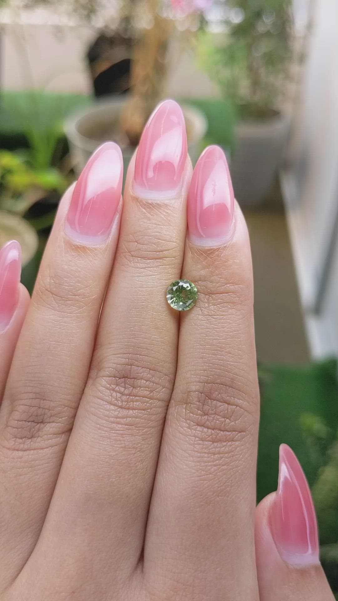 1.04 Ct. Yellowish Green Sapphire from Ceylon (Sri Lanka) Size Video