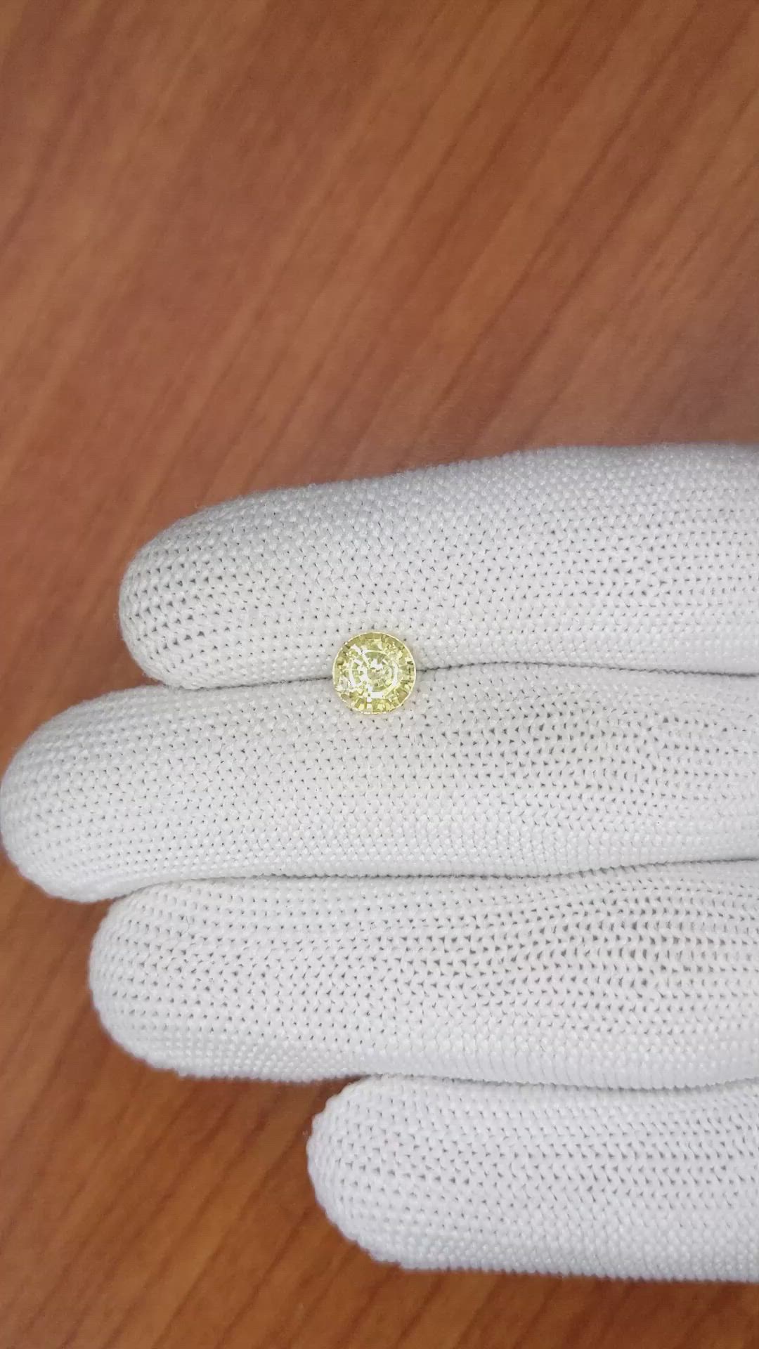 1.60 Ct. Yellow Sapphire from Ceylon (Sri Lanka) Size Video