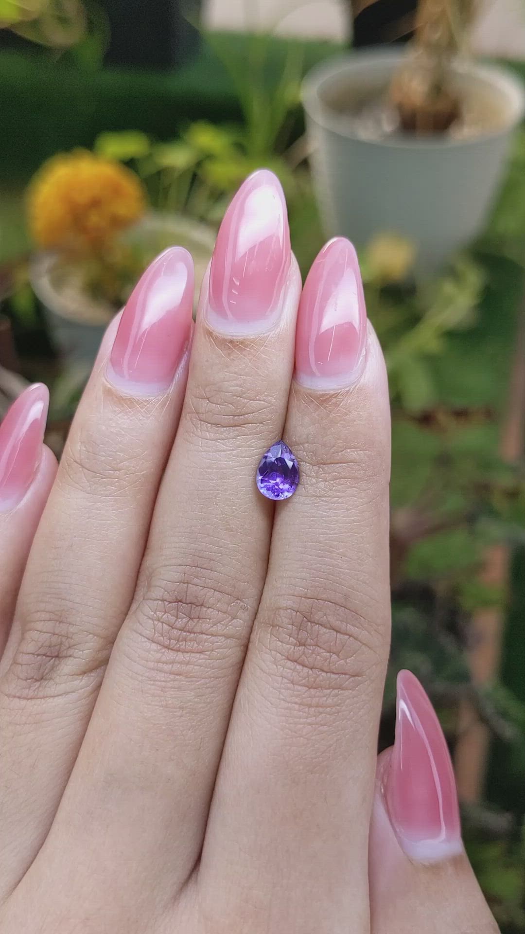 1.00 Ct. Purple Sapphire from Ceylon (Sri Lanka) Size Video