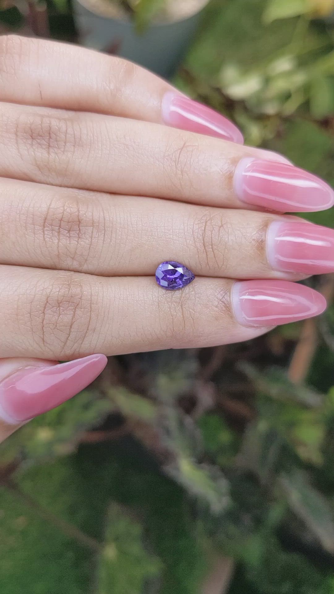 1.00 Ct. Purple Sapphire from Ceylon (Sri Lanka) Size Video