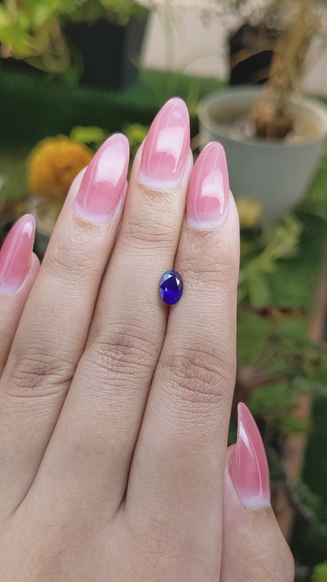 0.98 Ct. Blue Sapphire from Ceylon (Sri Lanka) Size Video