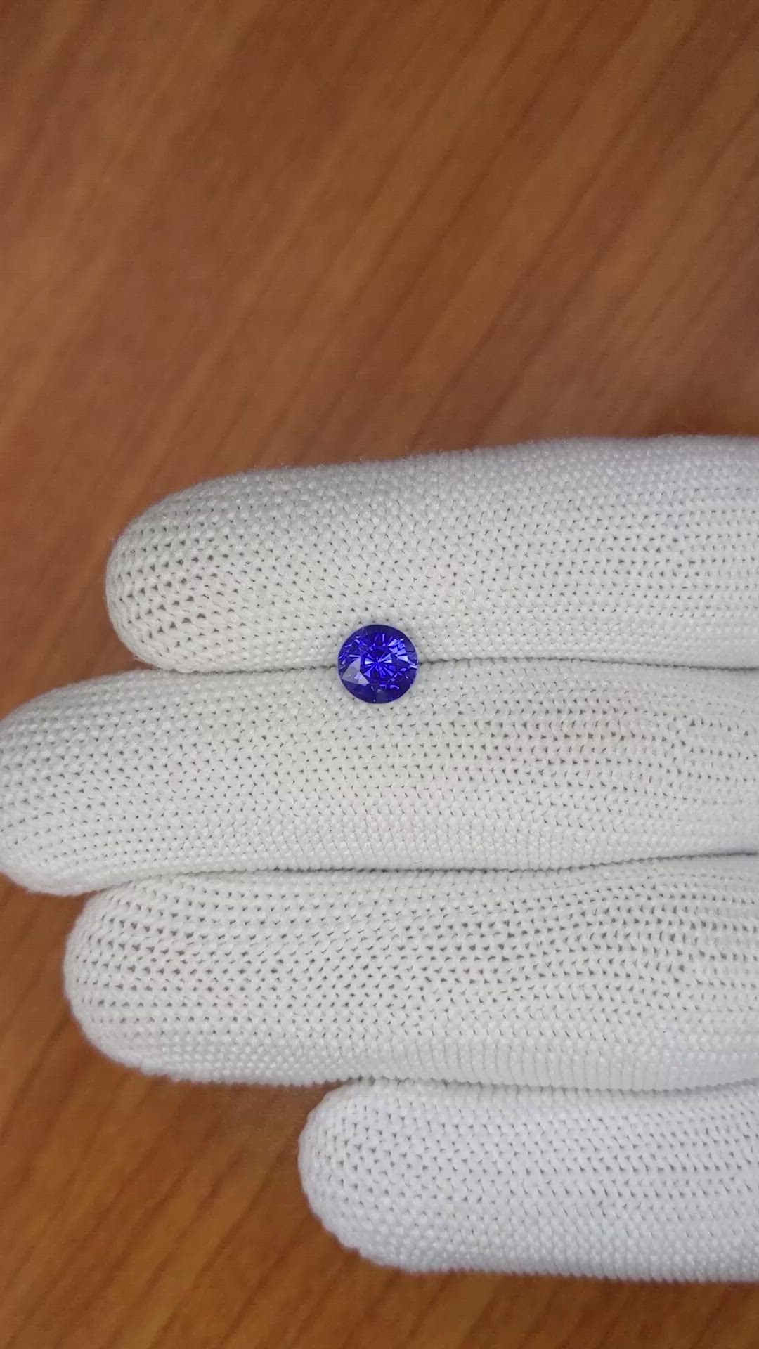 1.53 Ct. Blue Sapphire from Ceylon (Sri Lanka) Size Video