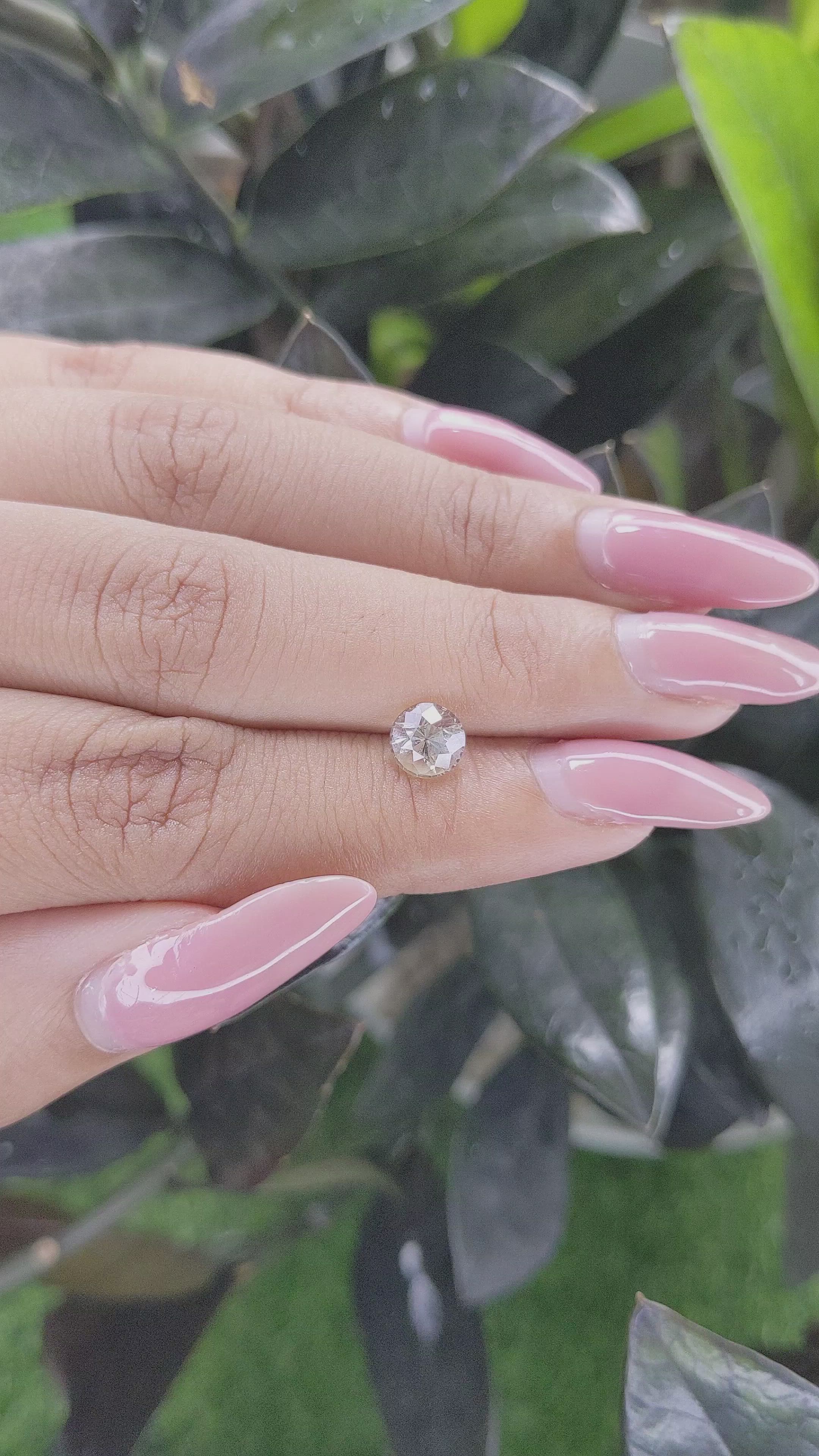 1.41 Ct. White Sapphire from Ceylon (Sri Lanka) Size Video