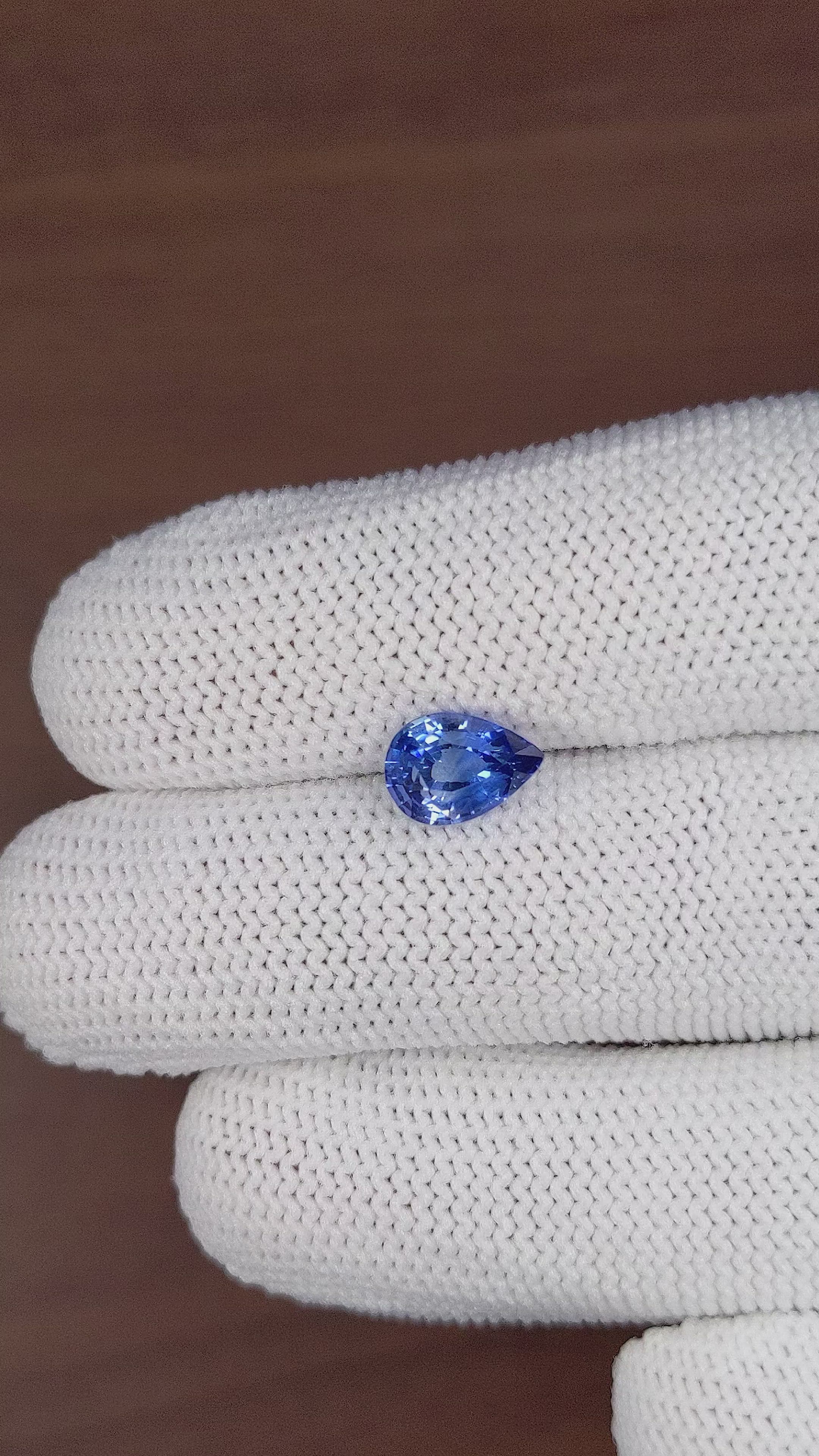 1.85 Ct. Blue Sapphire from Ceylon (Sri Lanka) Size Video
