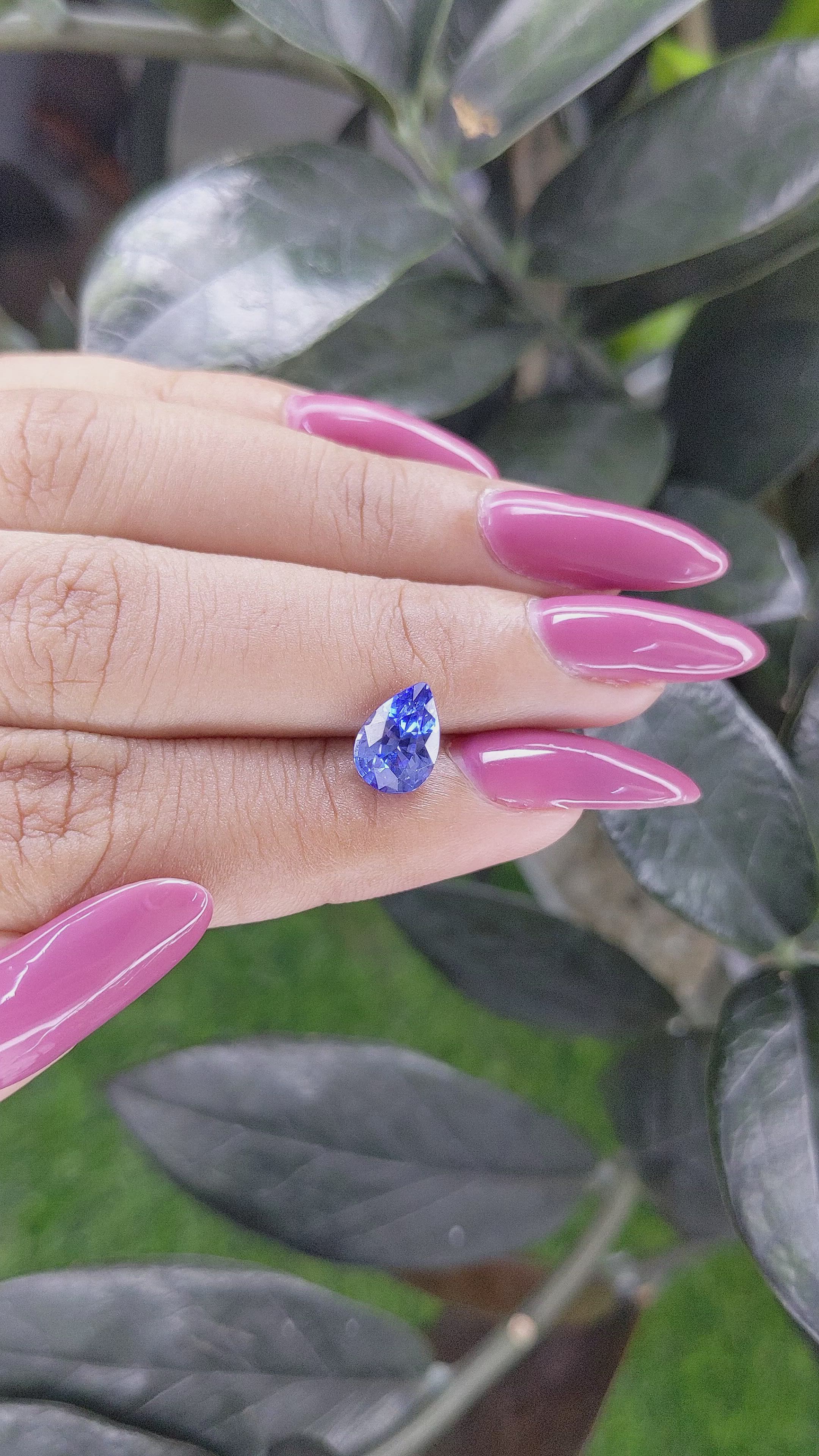 1.85 Ct. Blue Sapphire from Ceylon (Sri Lanka) Size Video