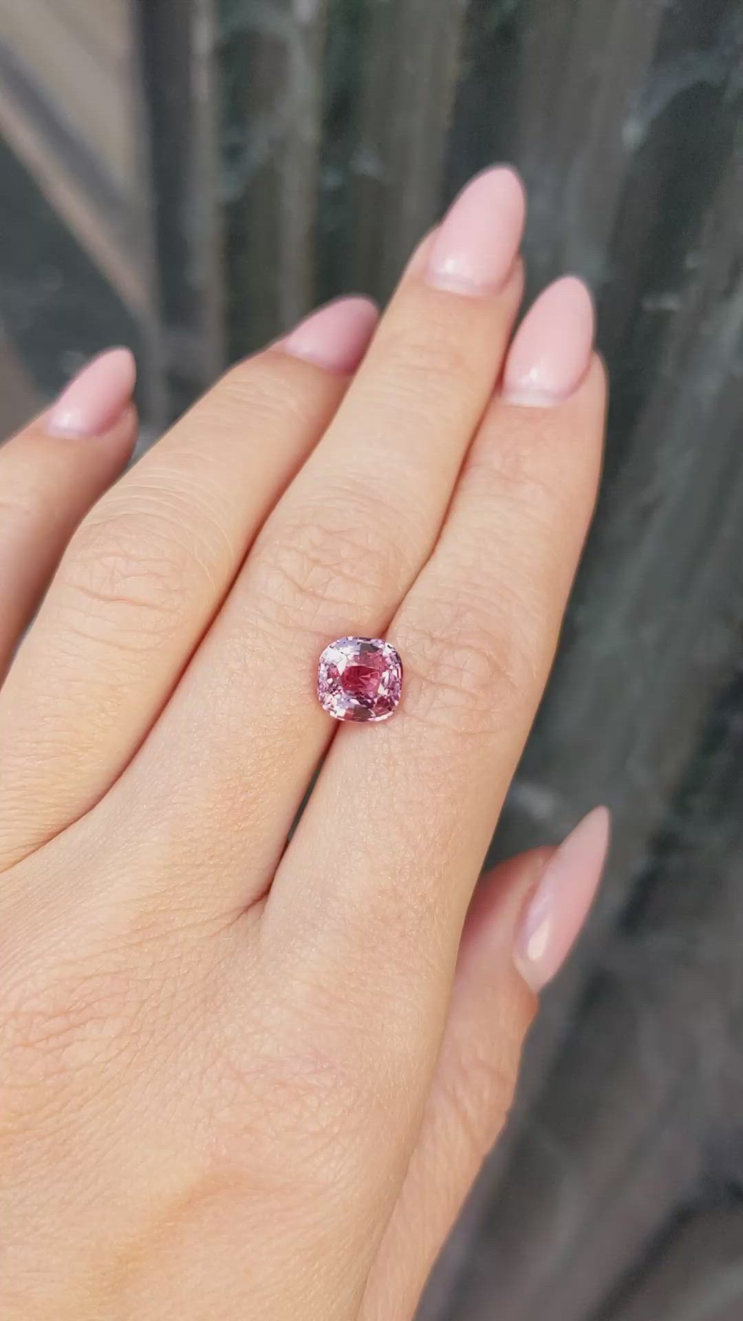 3.03 Ct. Padparadscha Sapphire from Ceylon (Sri Lanka) Size Video
