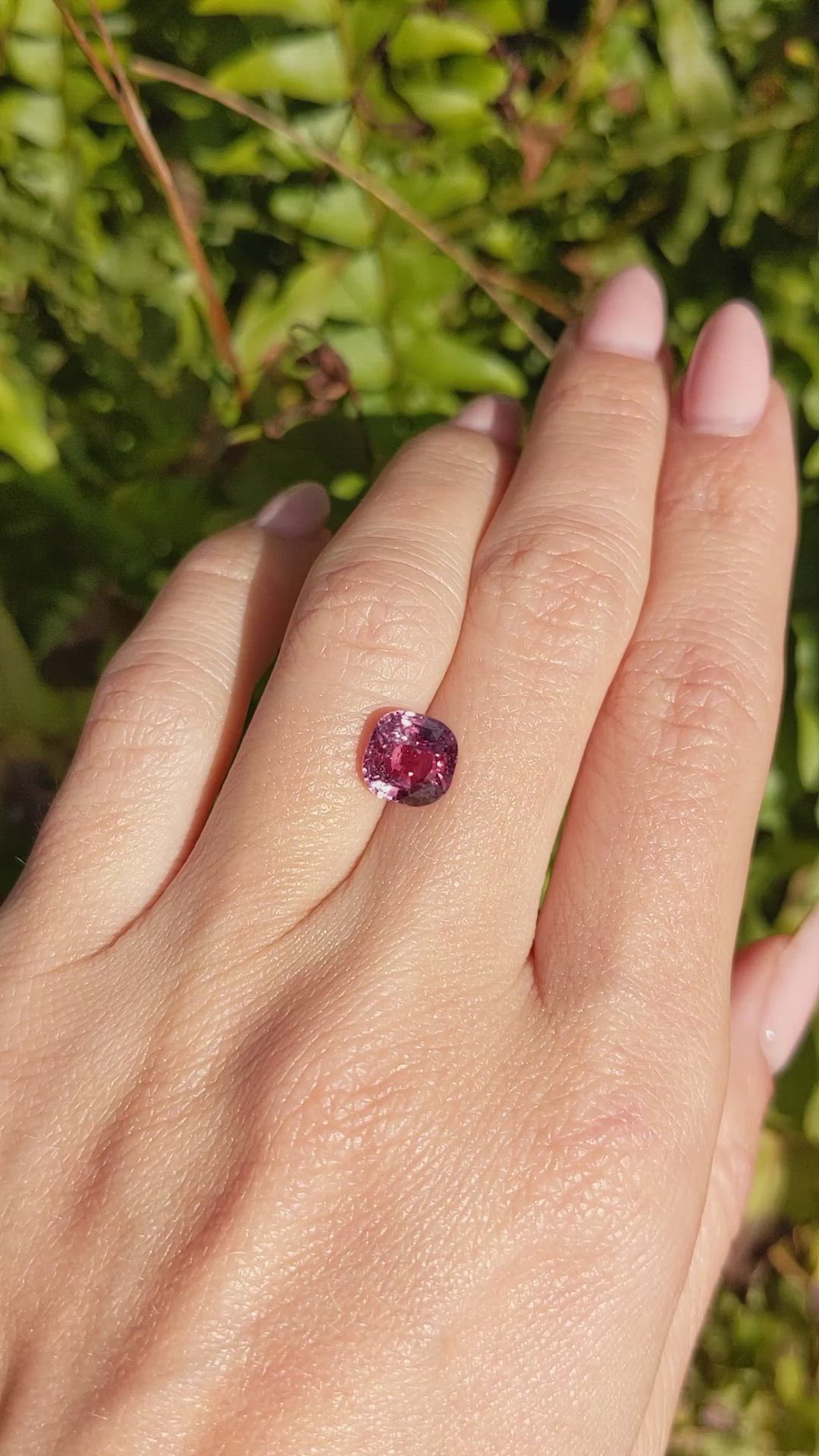 3.03 Ct. Padparadscha Sapphire from Ceylon (Sri Lanka) Size Video