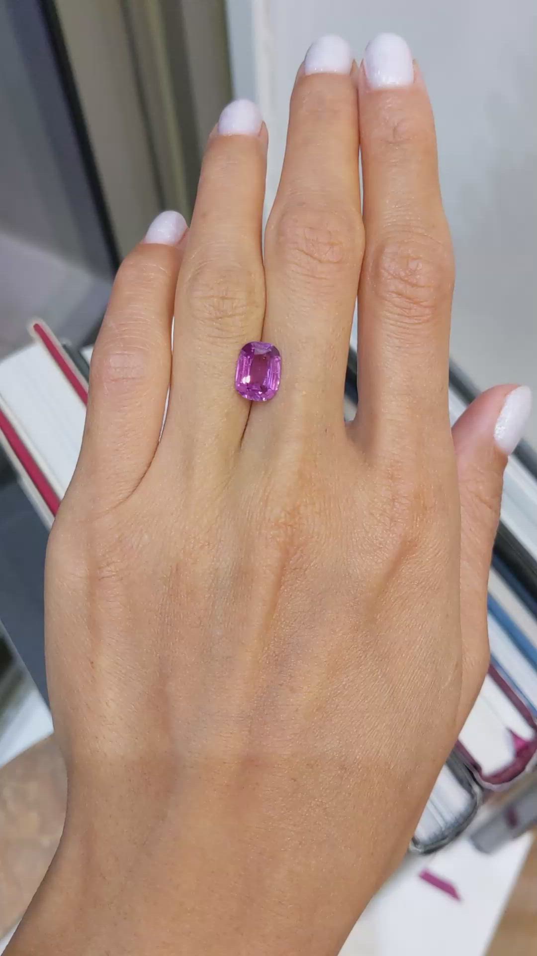 3.09 Ct. Pinkish Purple Sapphire from Ceylon (Sri Lanka) Size Video