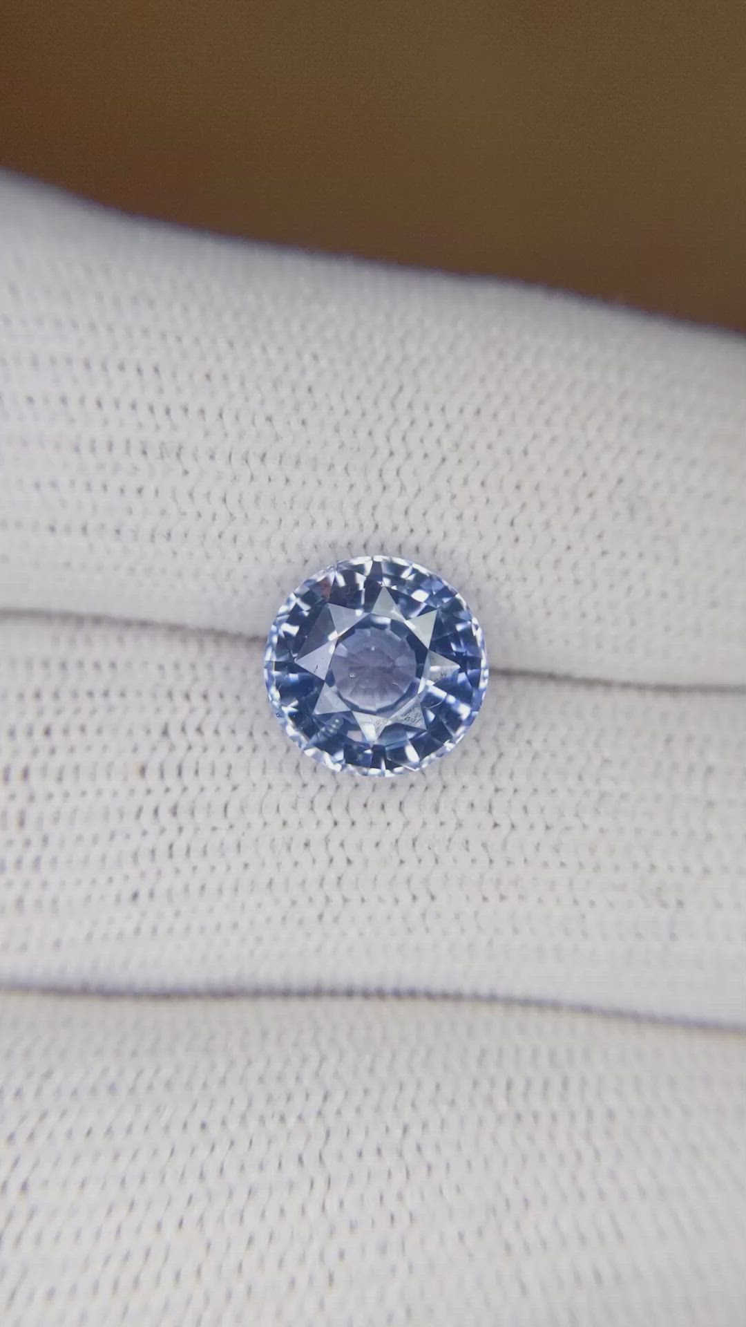 3.53 Ct. Blue Sapphire from Ceylon (Sri Lanka) Size Video