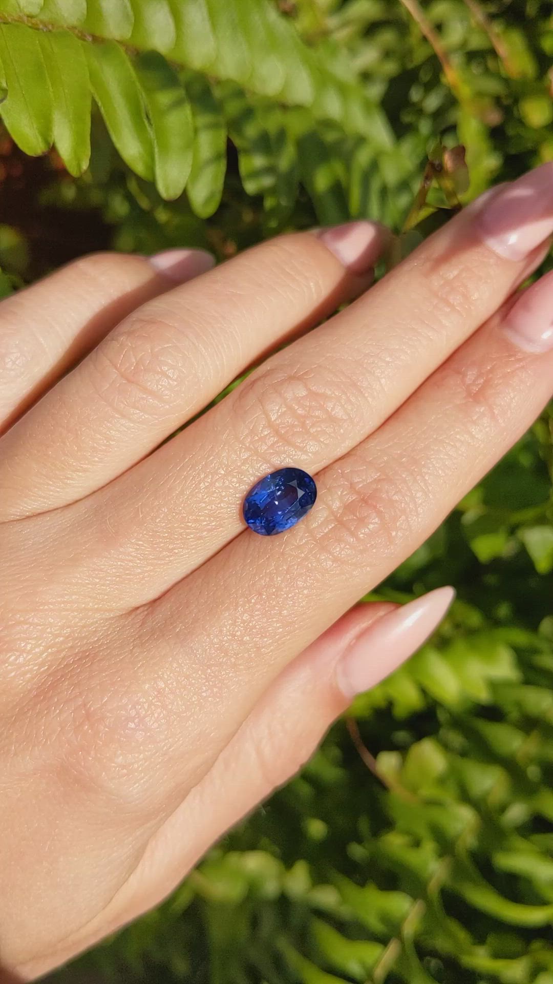 3.27 Ct. Blue Sapphire from Ceylon (Sri Lanka) Size Video