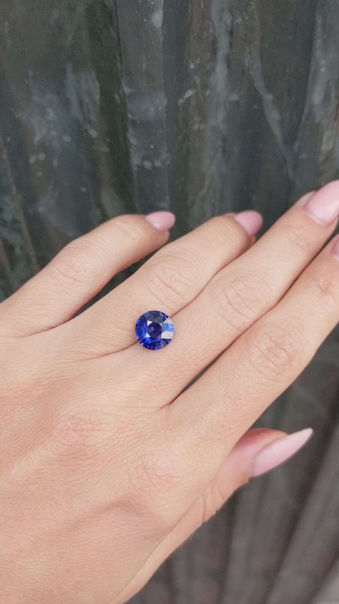 3.16 Ct. Blue Sapphire from Ceylon (Sri Lanka) Size Video