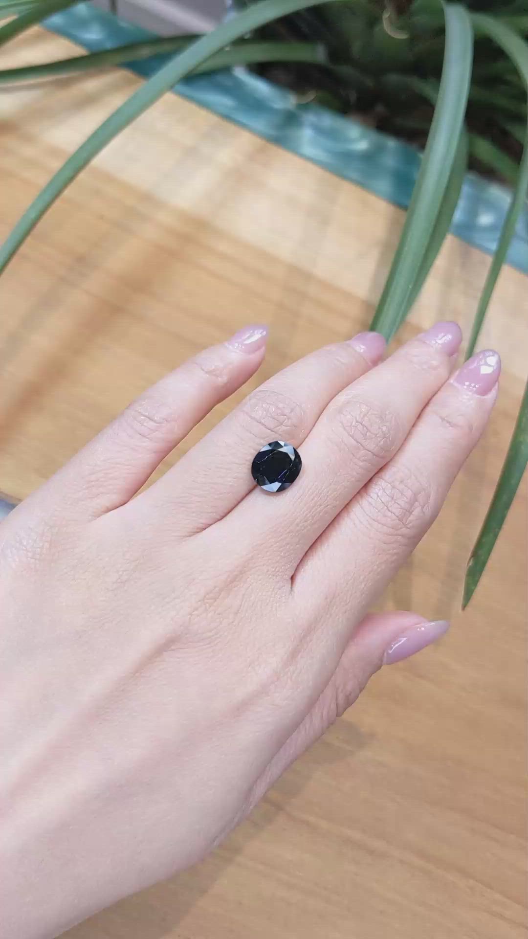 4.31 Ct. Blue Sapphire from Thailand Size Video