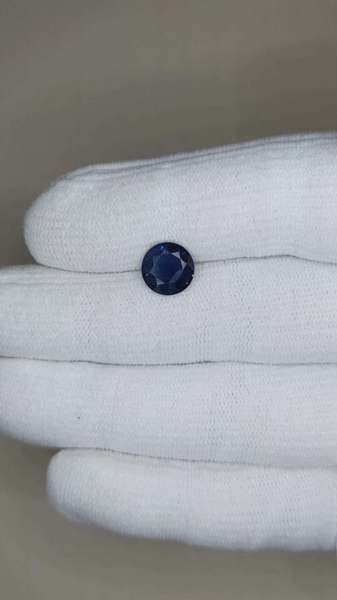 2.82 Ct. Blue Sapphire from Thailand Size Video