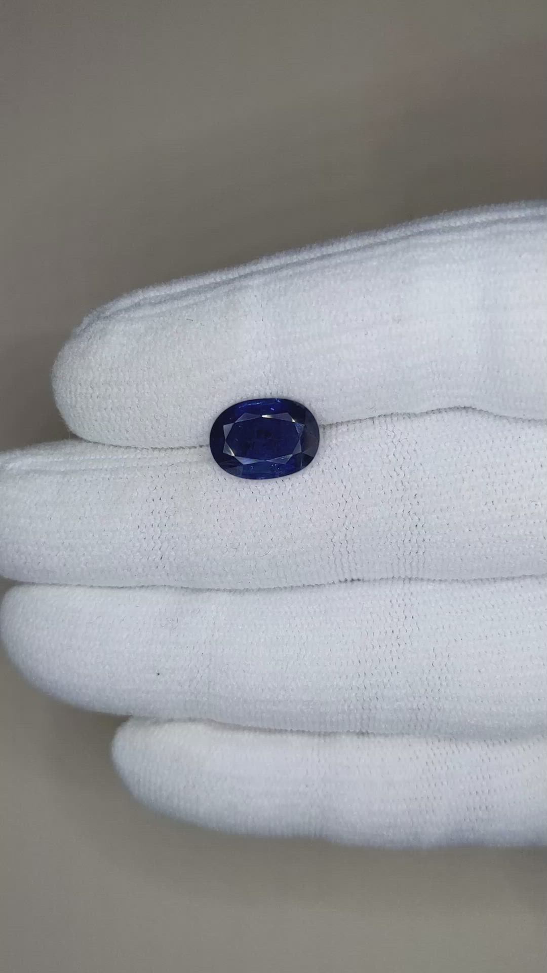 4.17 Ct. Blue Sapphire from Thailand Size Video