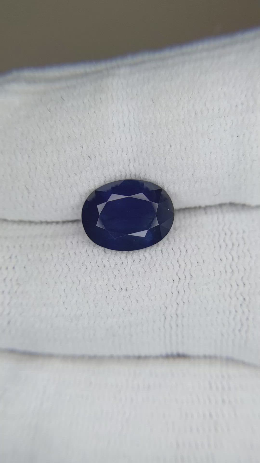3.35 Ct. Blue Sapphire from Thailand Size Video
