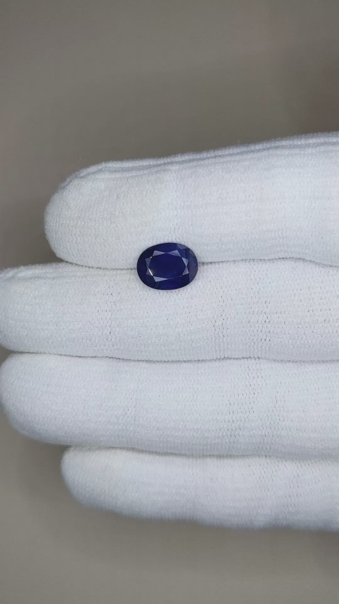 3.06 Ct. Blue Sapphire from Thailand Size Video