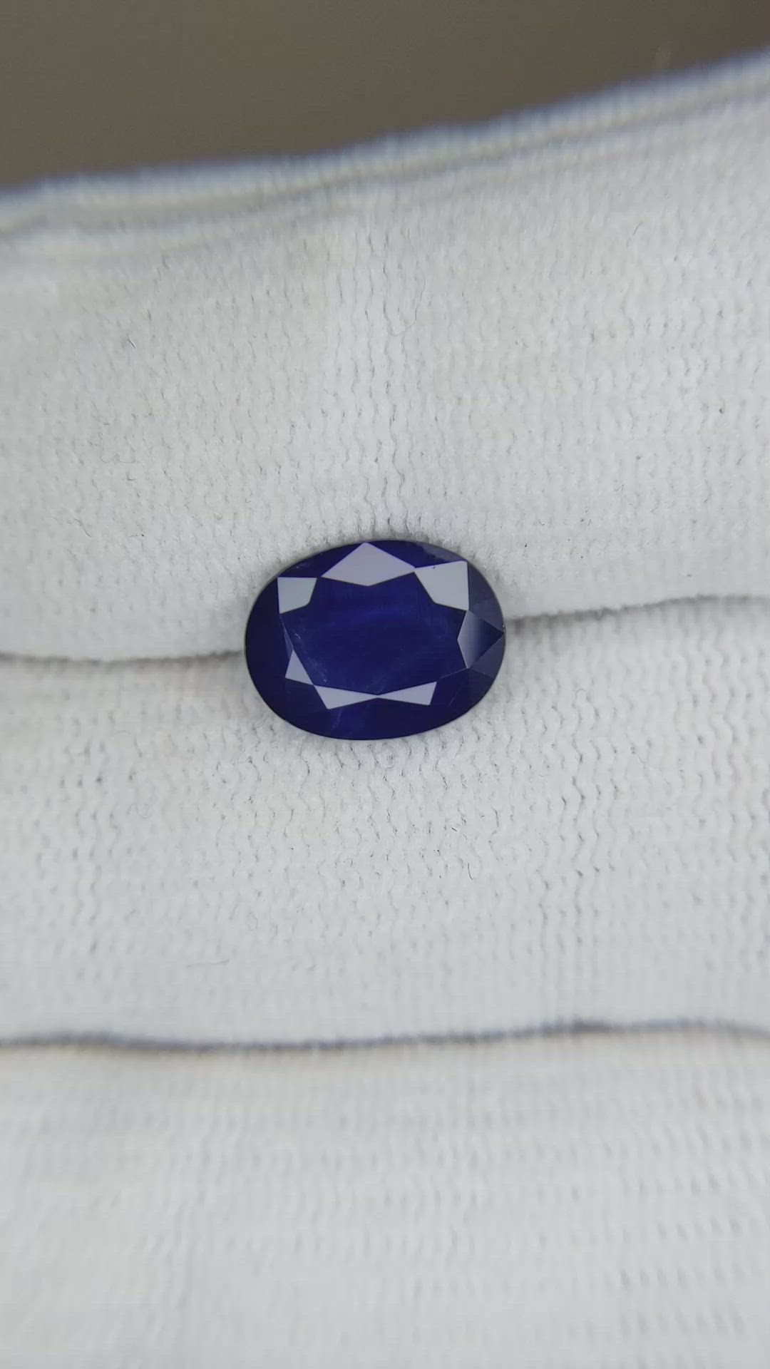 3.06 Ct. Blue Sapphire from Thailand Size Video